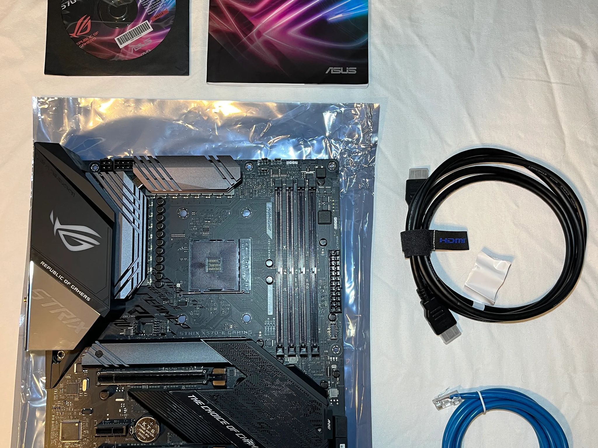 ASUS ROG STRIX X-570-E GAMING