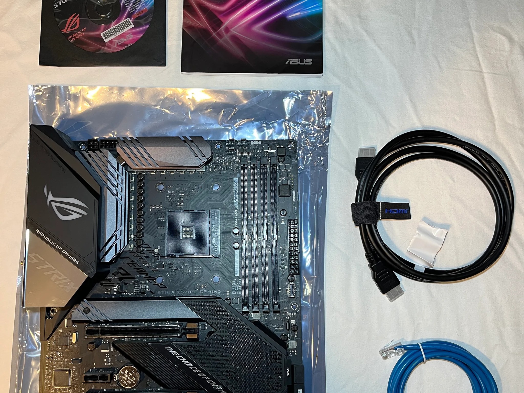 ASUS ROG STRIX X-570-E GAMING