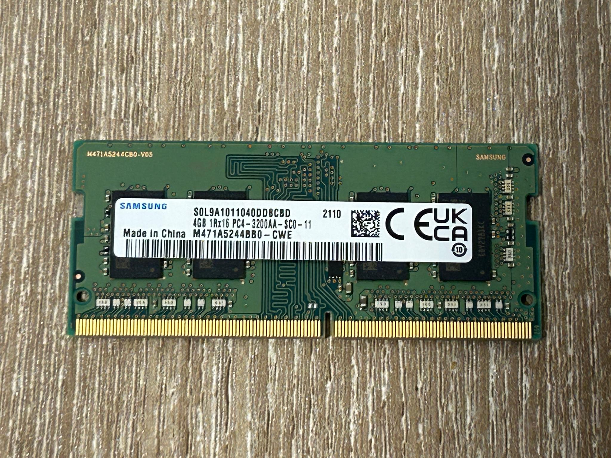Samsung  8GB 1Rx16 PC4-3200AA DDR4 SODIMM Desktop/Laptop RAM
