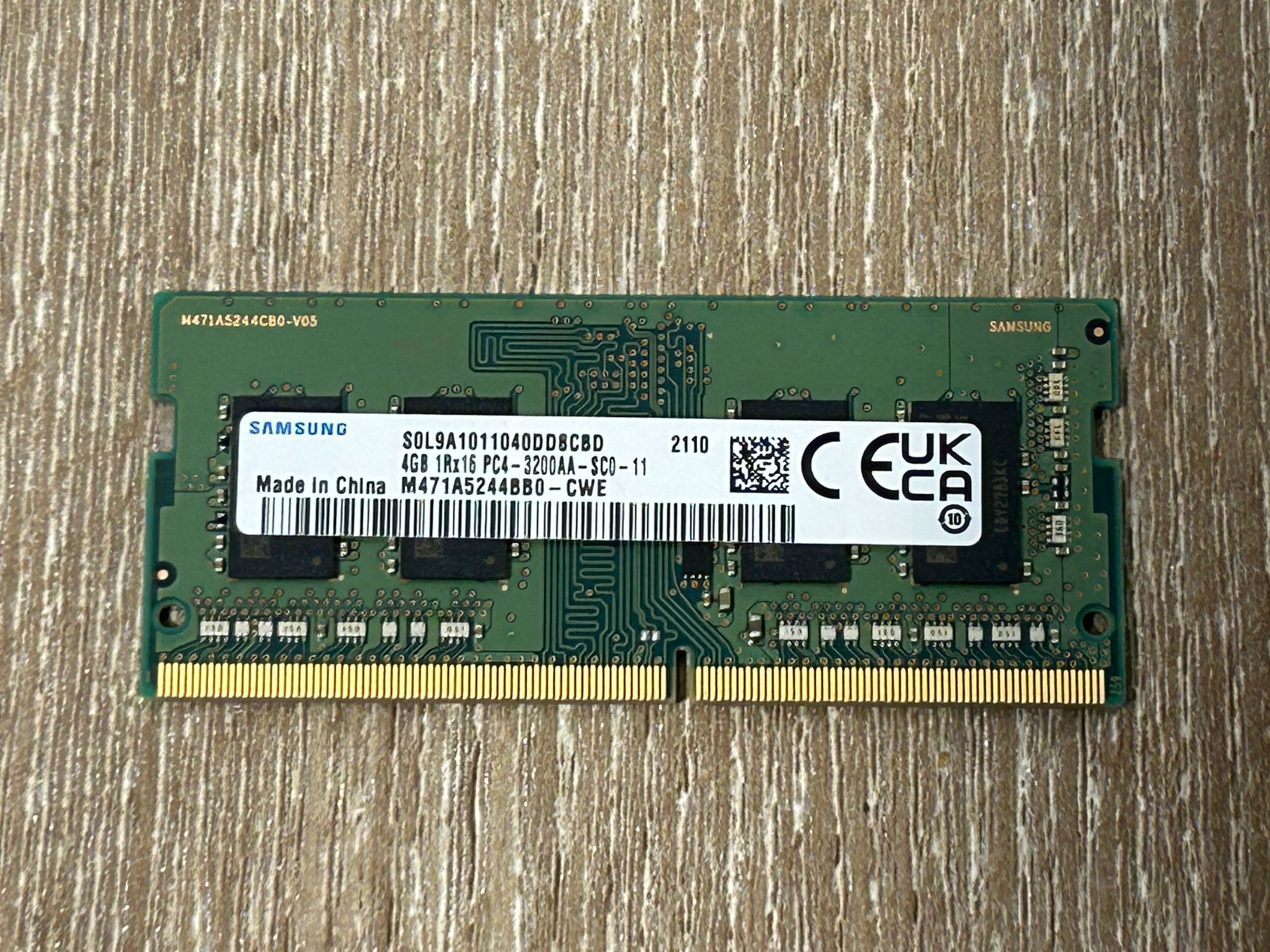 Samsung  8GB 1Rx16 PC4-3200AA DDR4 SODIMM Desktop/Laptop RAM