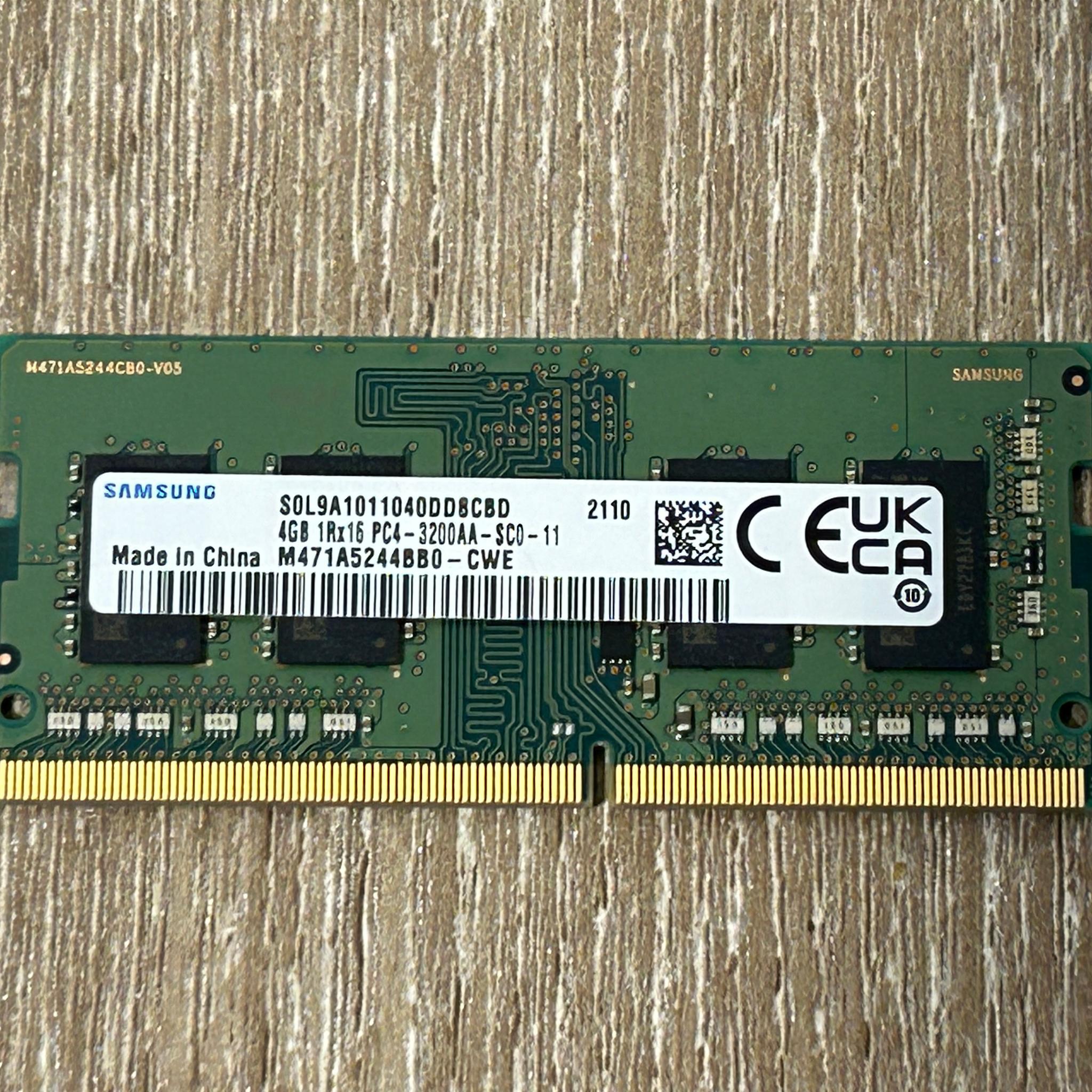 Samsung  8GB 1Rx16 PC4-3200AA DDR4 SODIMM Desktop/Laptop RAM
