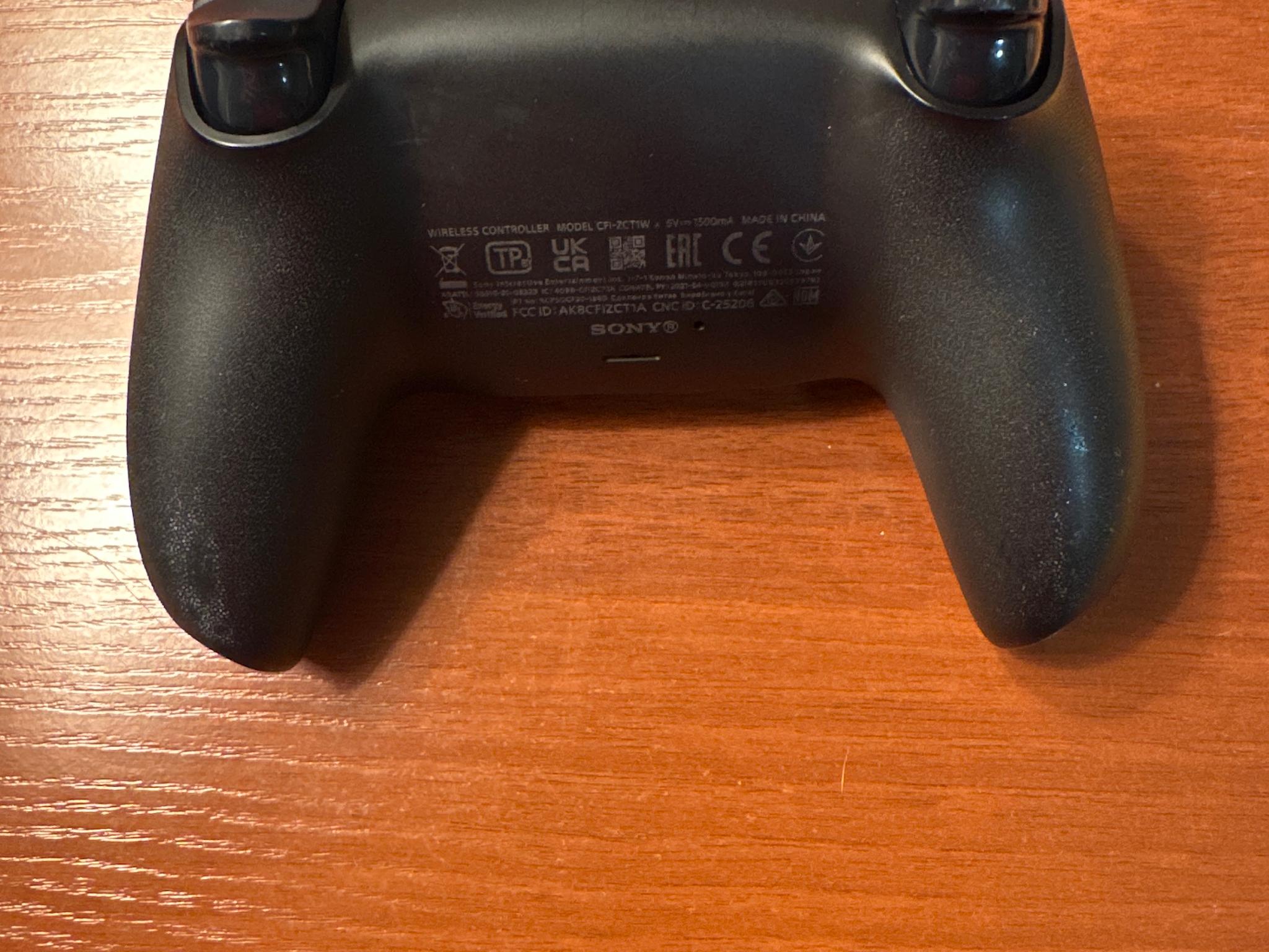Customized PS5 Controller with Hall Effect Joysticks