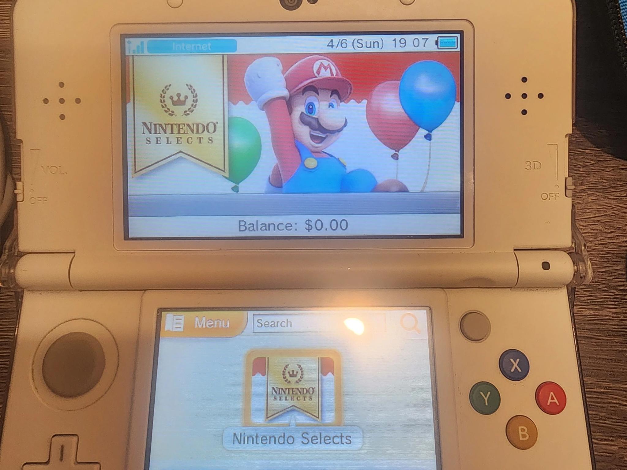 New Nintendo 3DS (Non-XL), Games, Case, 2 chargers, and clear case on console, 32gb microSD