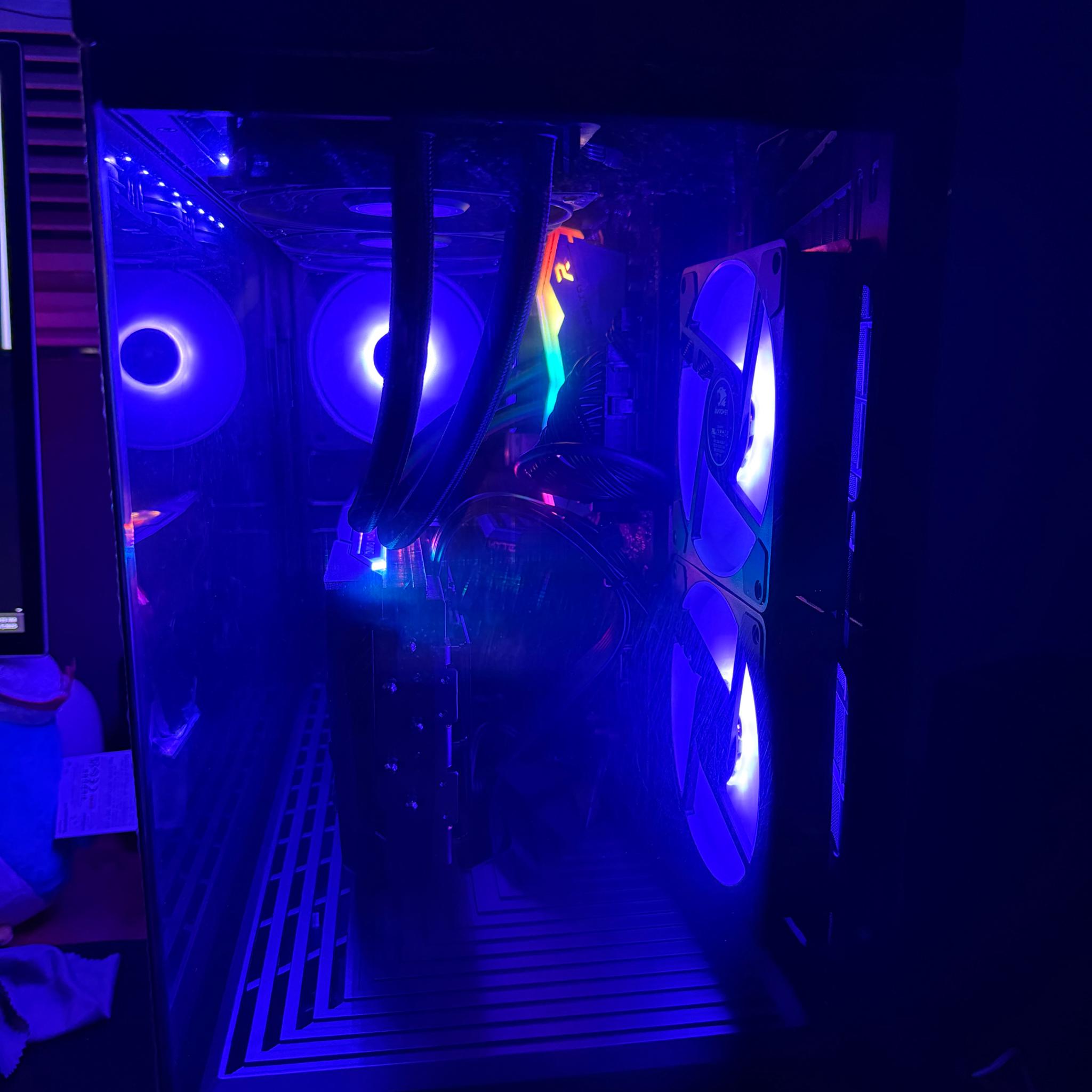 iBuyPower prebuilt Amd 7900xt 32 gb Ram PC