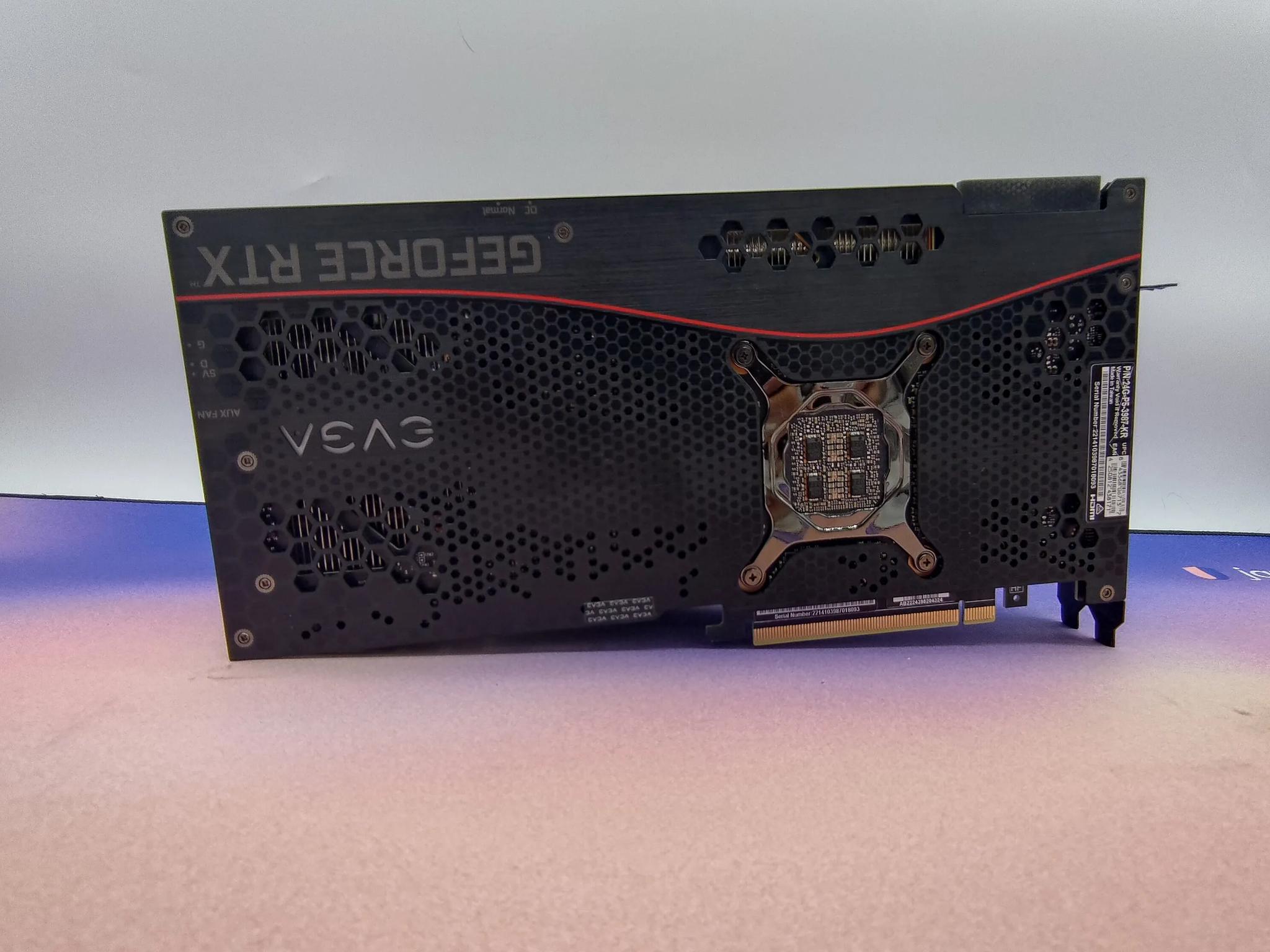 EVGA RTX 3090 FTW3 Ultra