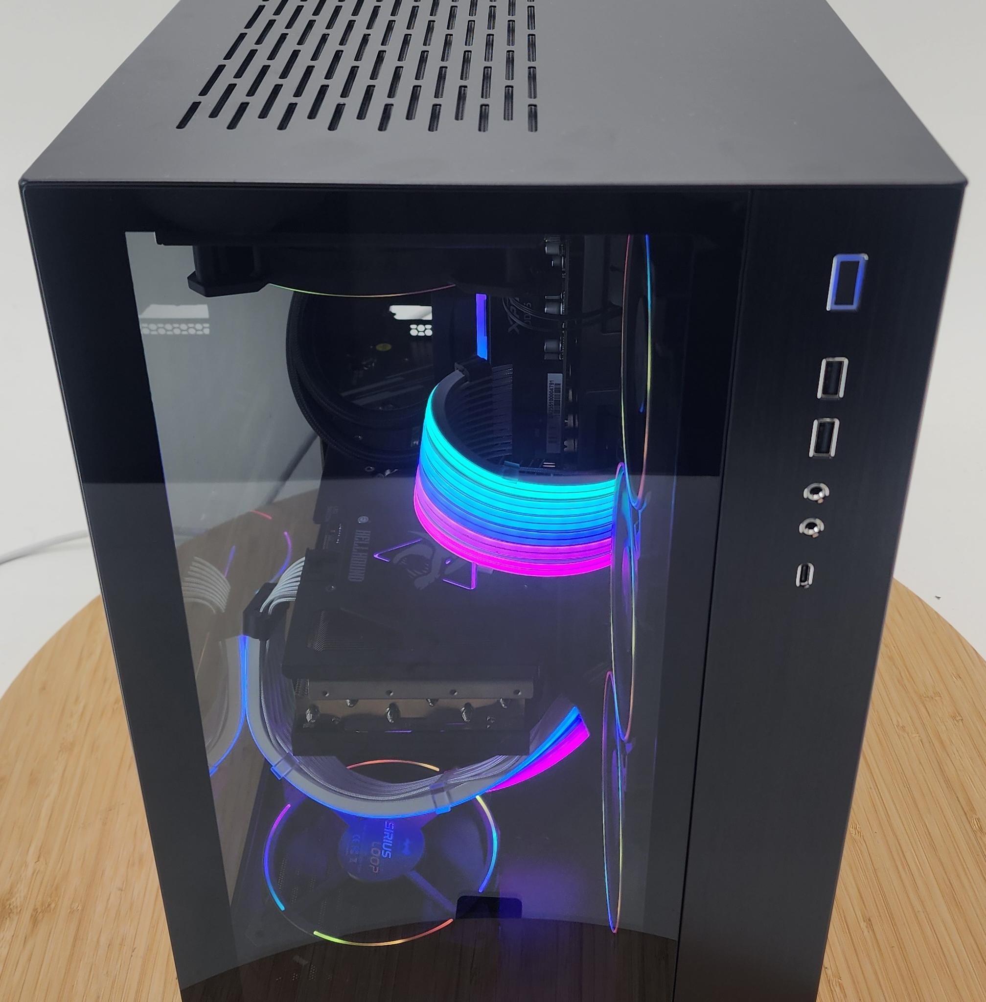 Gaming PC Ryzen 7 9800X3D 32GB RAM 2TB SSD RX 7900 XTX 24GB Windows 11 Computer
