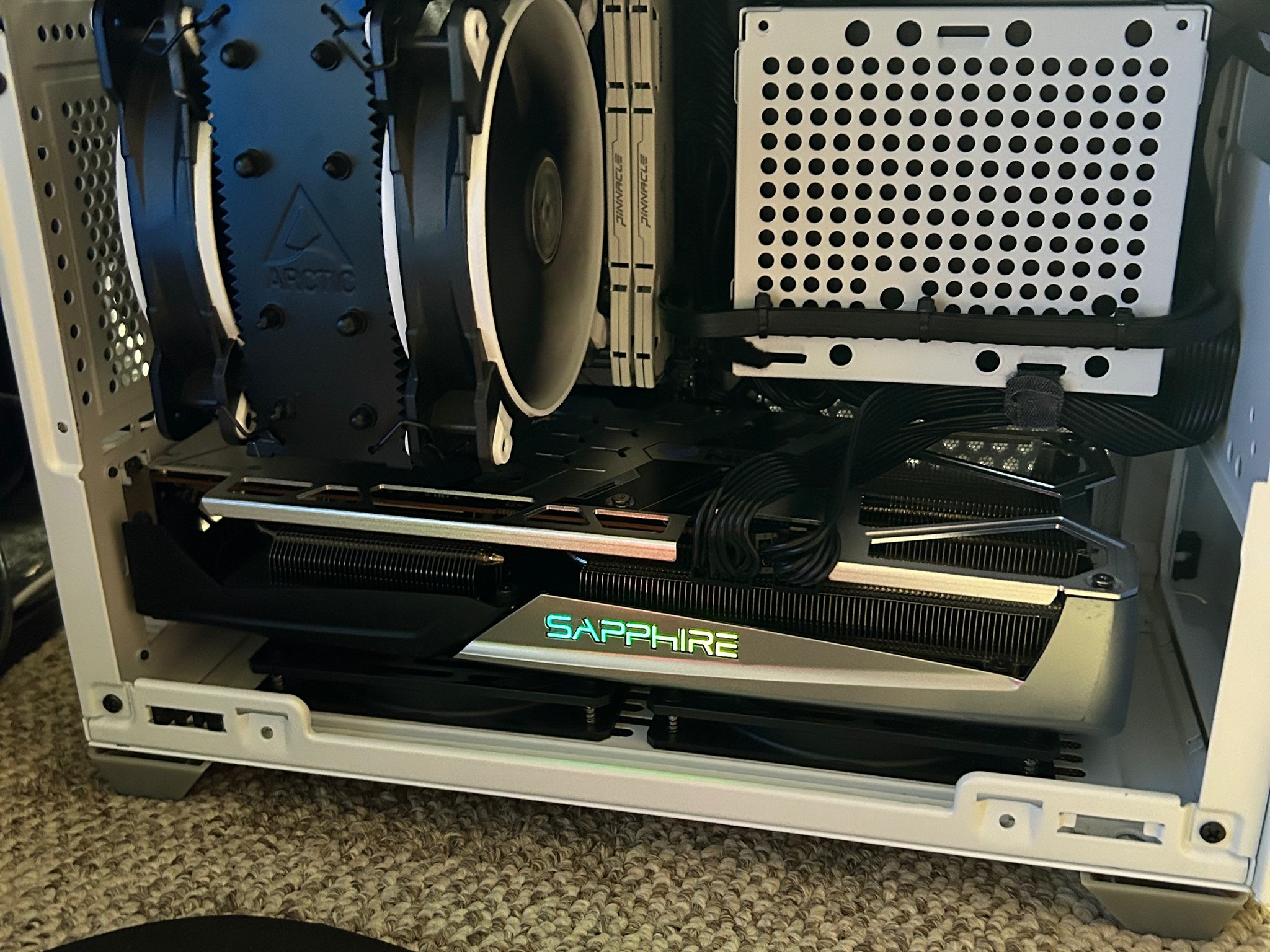 ITX Gaming PC Ryzen 7 3700X - RX 5700 XT