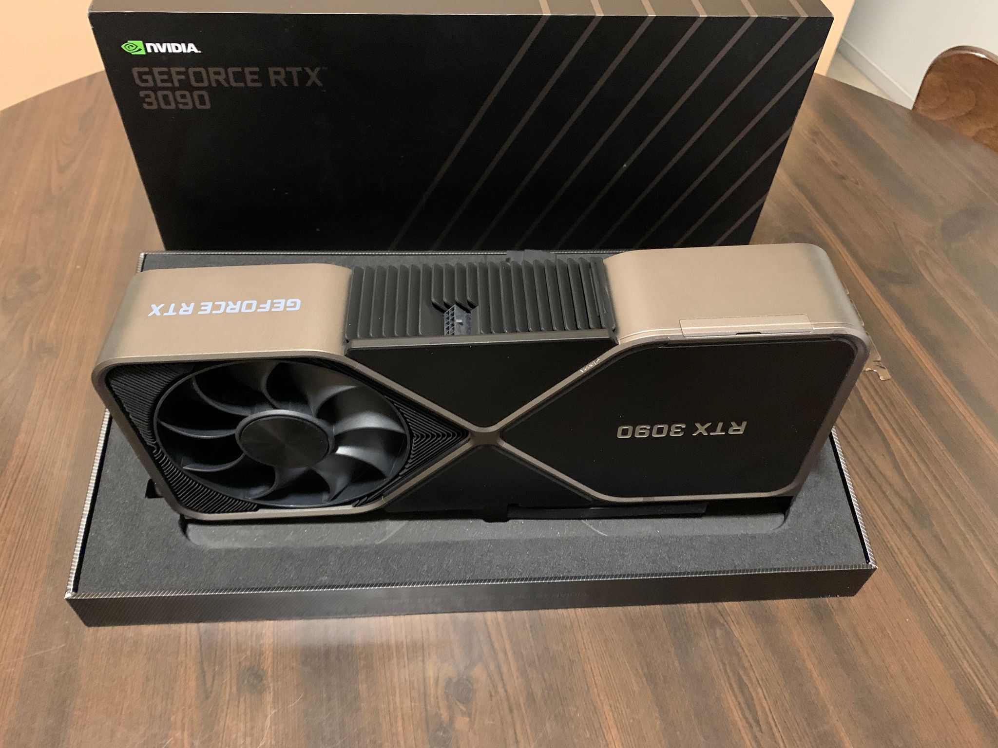 NVIDIA GeForce RTX 3090 Founders Edition