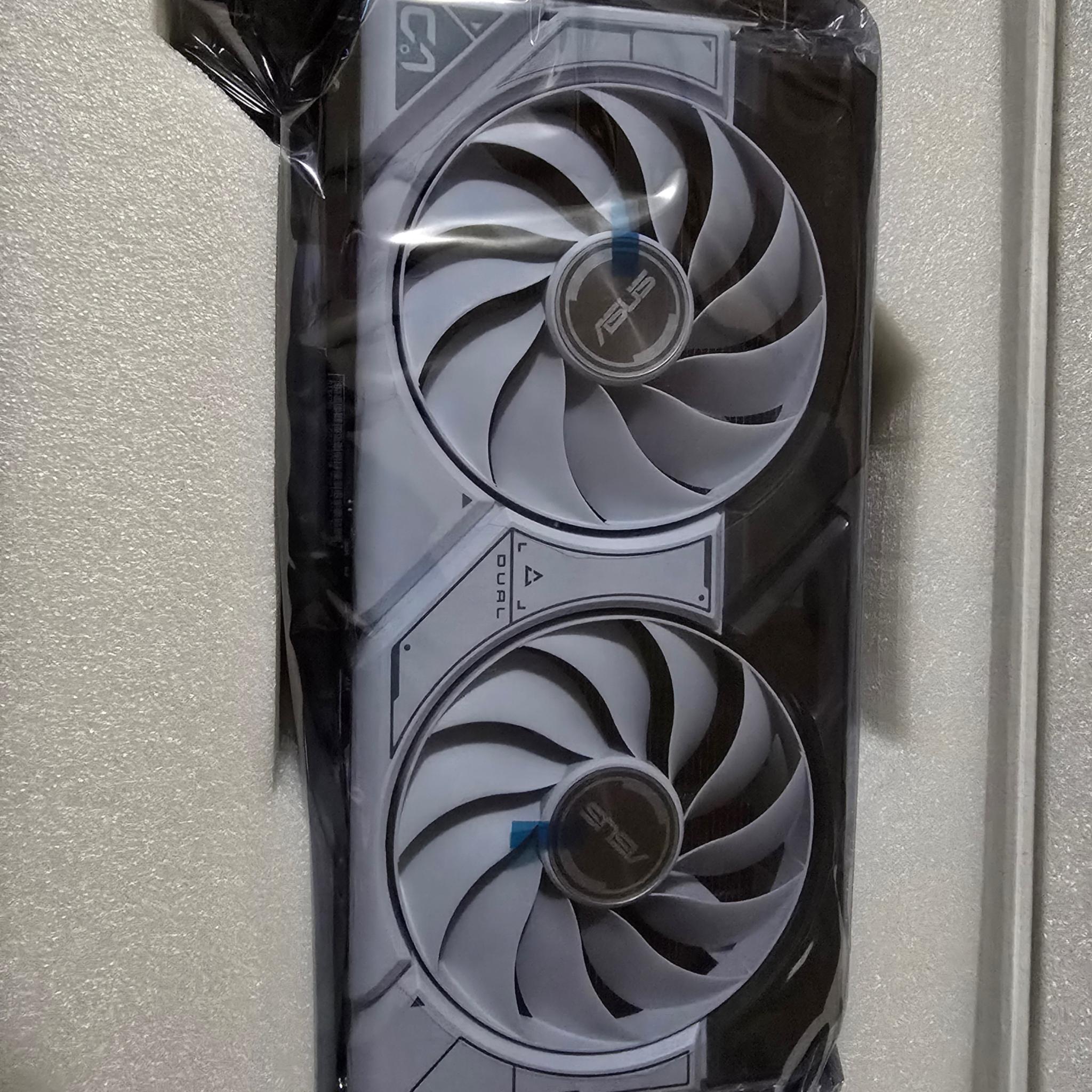 ASUS Dual GeForce RTX™ 4060 OC White Edition 8GB GDDR6 (NEW