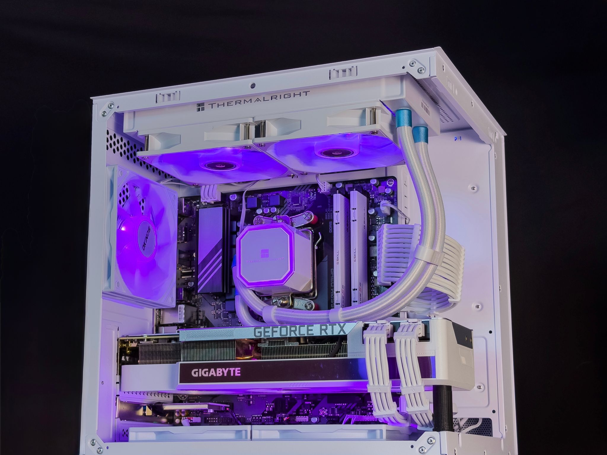 RTX 3080 | RYZEN 5 7600x | 32gb DDR5 | 1TB SSD