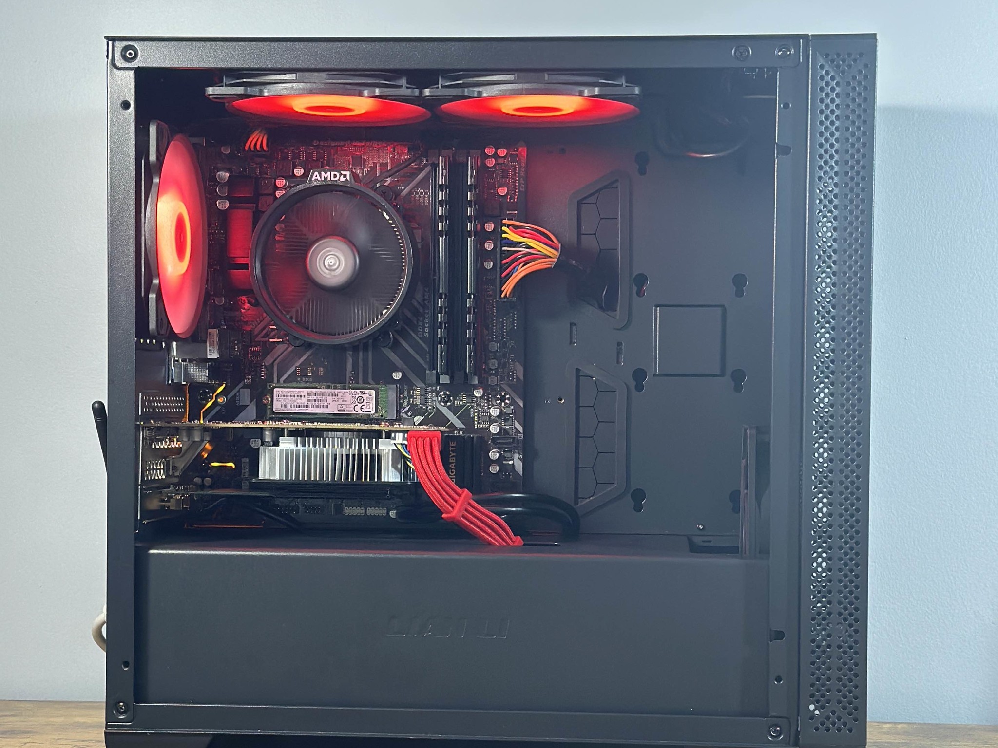 GTX 1060 3GB | Ryzen 3 3200G | 16GB DDR4 | 1.2TB Storage | Win11 | WIFI | Ultra Budget Gaming PC