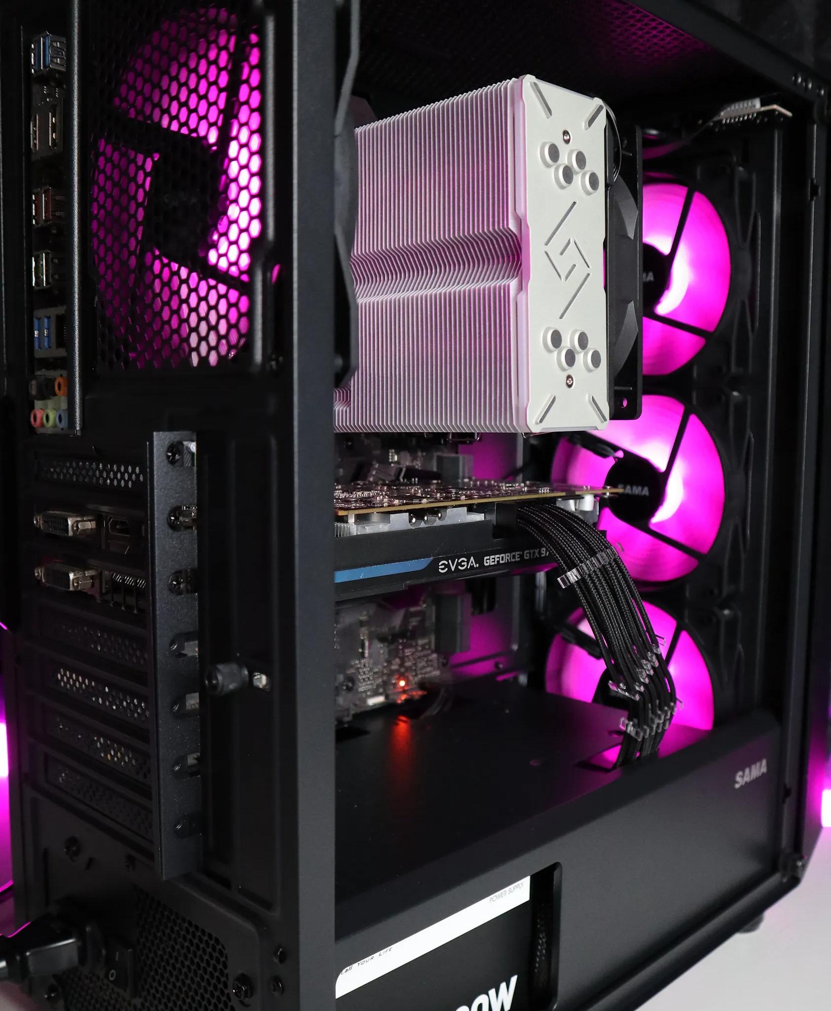 Castle | Ryzen 7 1700X/GTX 970
