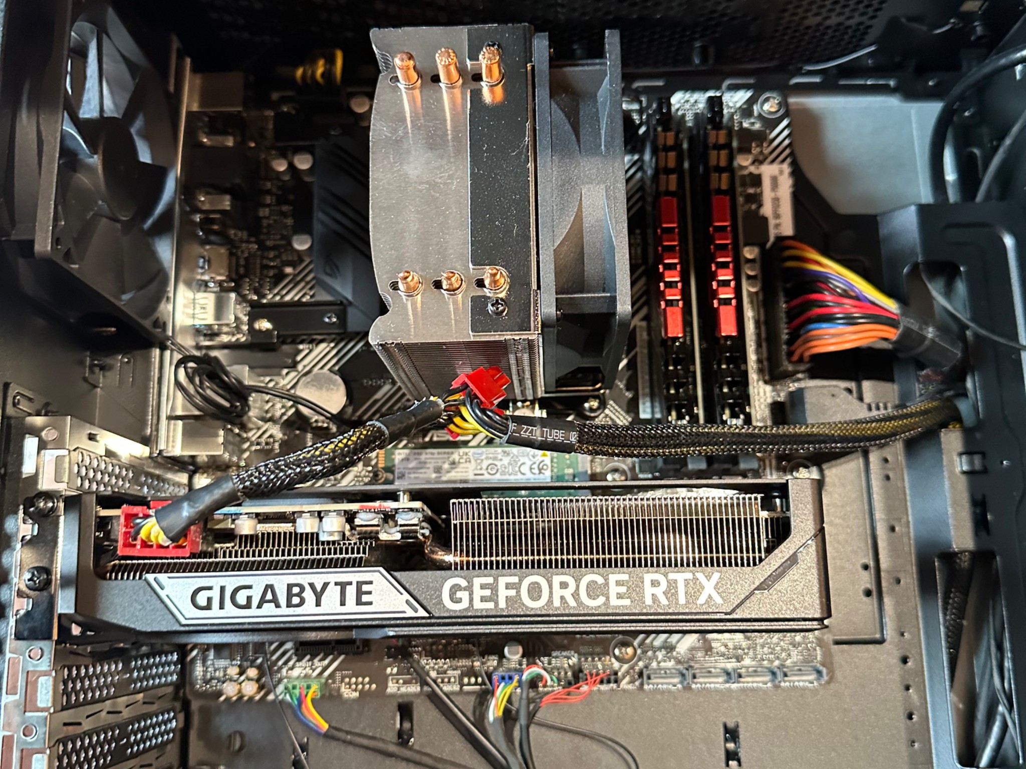 ASUS Gaming PC 5060ti 16Gb Ryzen 7 5800X 32g DDR4 Ram 1TB M.2 SSD 600w Power Supply