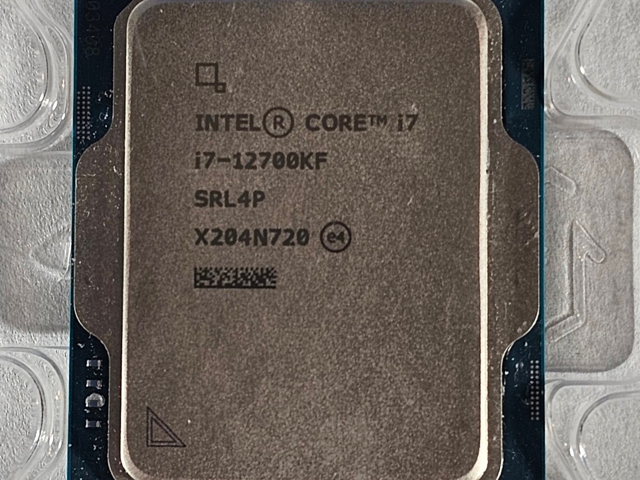 Intel Core i7-12700KF LGA1700
