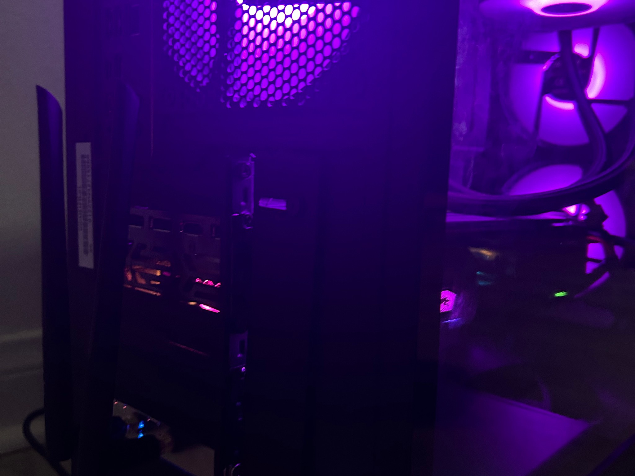 🥶Black Ice 🧊 Ryzen 5 5600x| MSI 2070 Super Twin Frozr| 32Gb 3600mhz| 1 TB Nvme