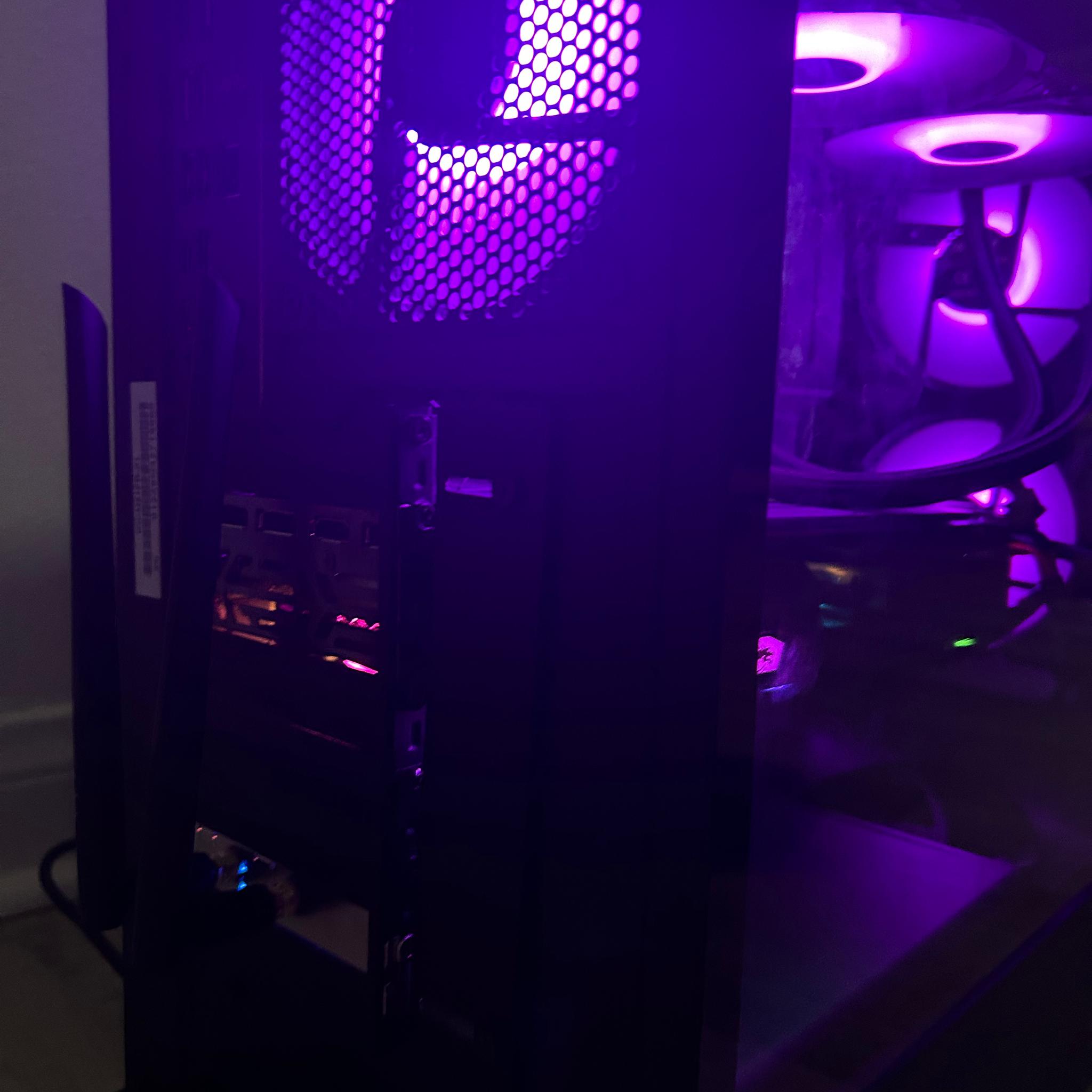 🥶Black Ice 🧊 Ryzen 5 5600x| MSI 2070 Super Twin Frozr| 32Gb 3600mhz| 1 TB Nvme