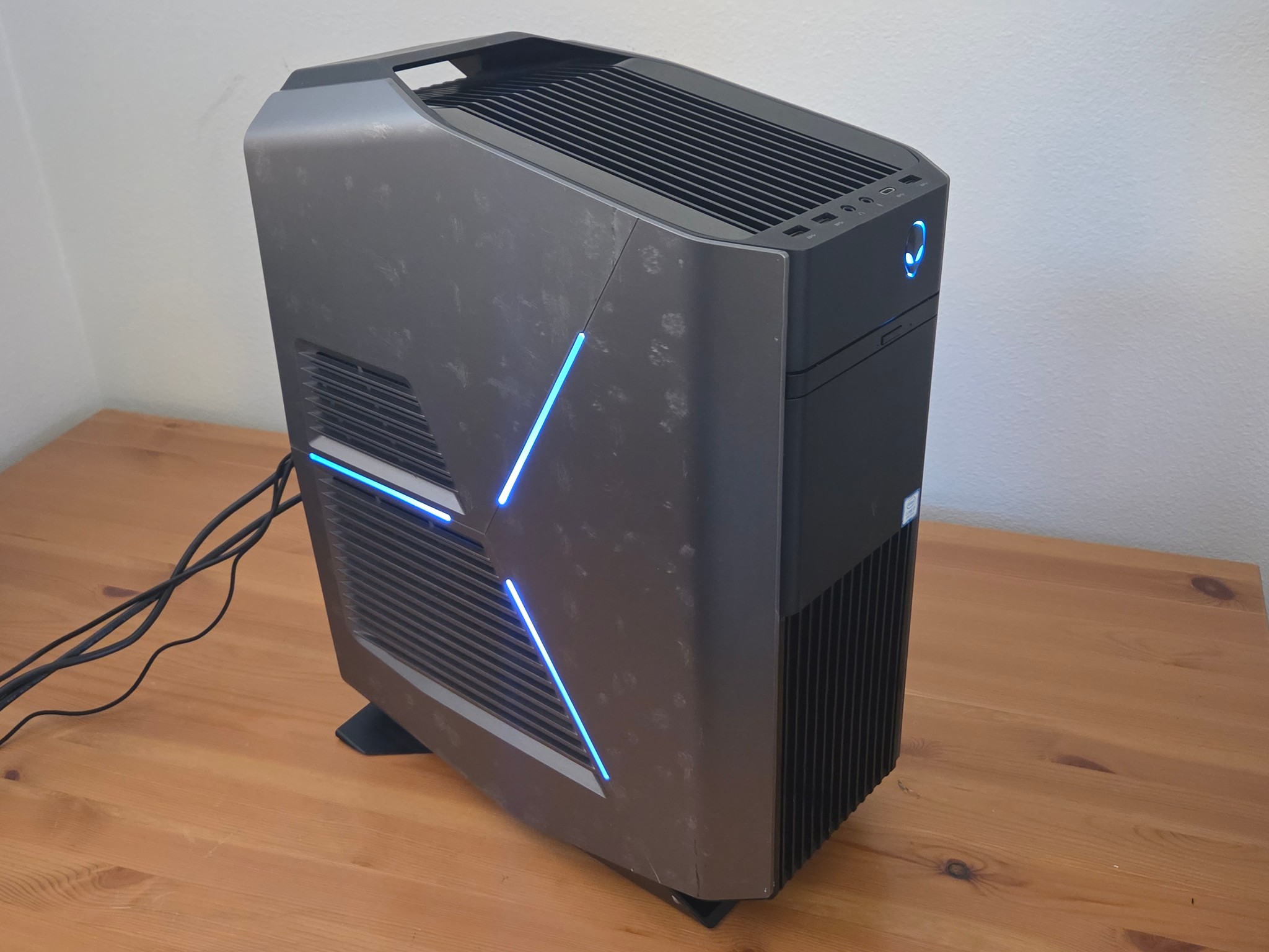 Budget Gaming Done Right! ❄️Liquid Cooled i7 8700❄️| GTX 1070 8GB | 16GB Ram | Windows 11