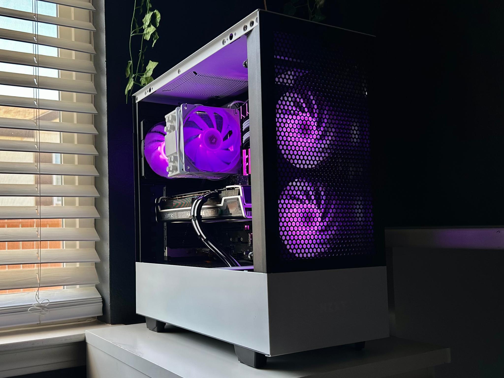 ⚫🟣⚪️ XFX RX 6700XT 12GB // Intel i5 11400F