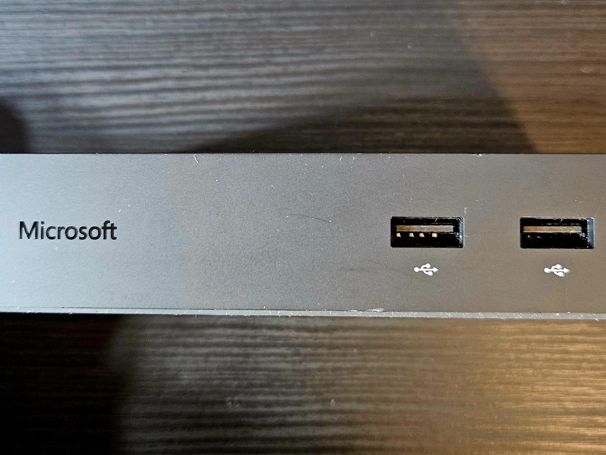 Microsoft Surface Pro 7 | 10th Gen i7 | 16GB RAM | With Keyboard and Dock 2