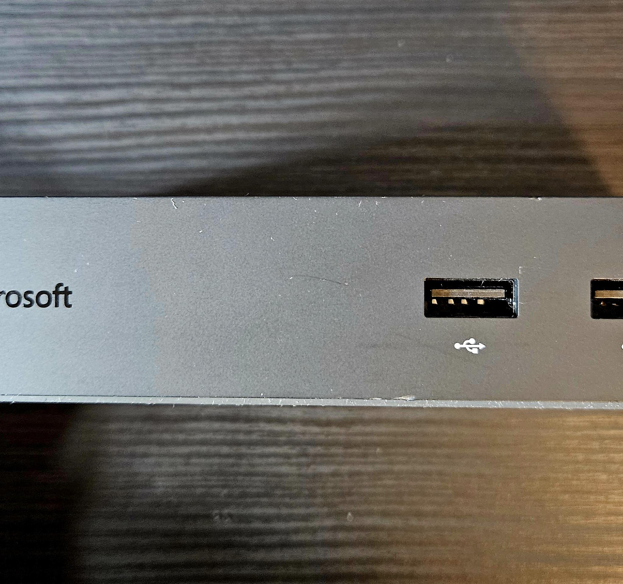 Microsoft Surface Pro 7 | 10th Gen i7 | 16GB RAM | With Keyboard and Dock 2