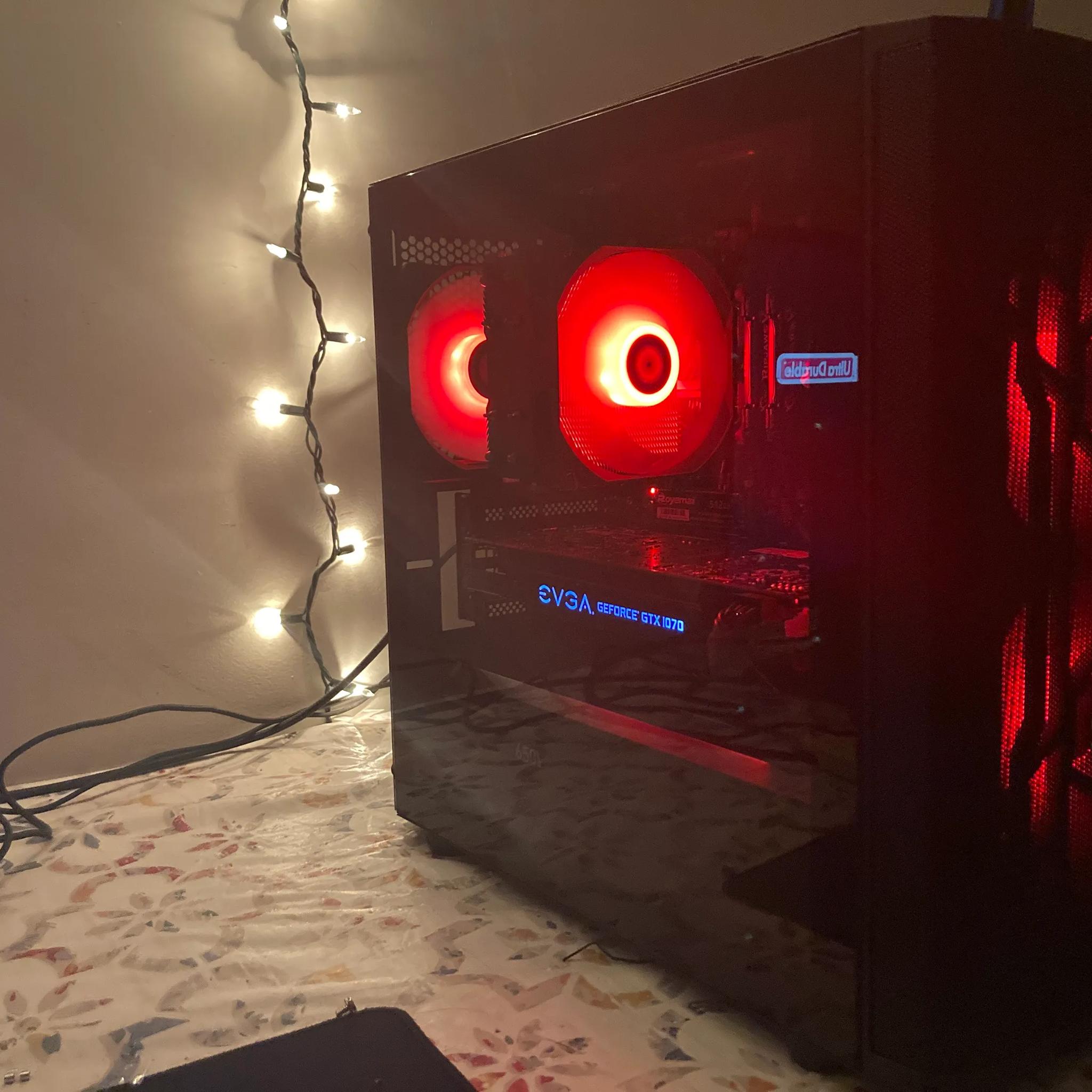 RED RYZEN 5 GTX 1070 BUDGET GAMING PC CLEAN AESTHETIC