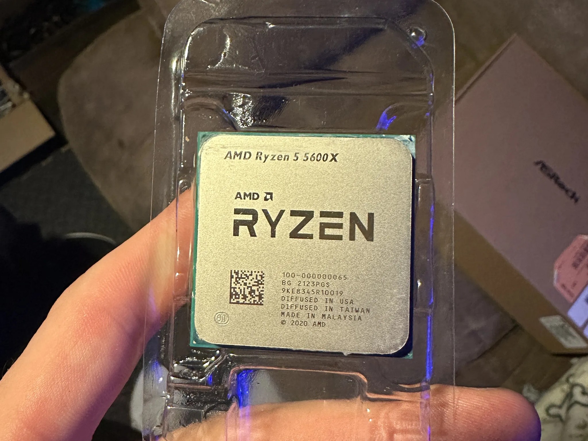RYZEN 5 5600X