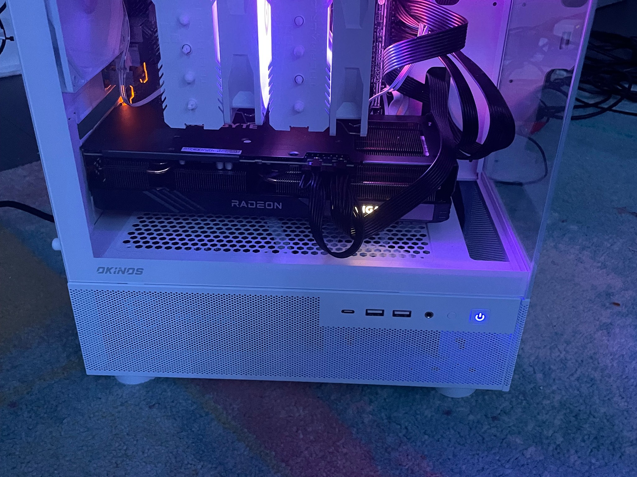 Mid Range Gaming Pc Radeon RX 7600 XT Ryzen 5 5600