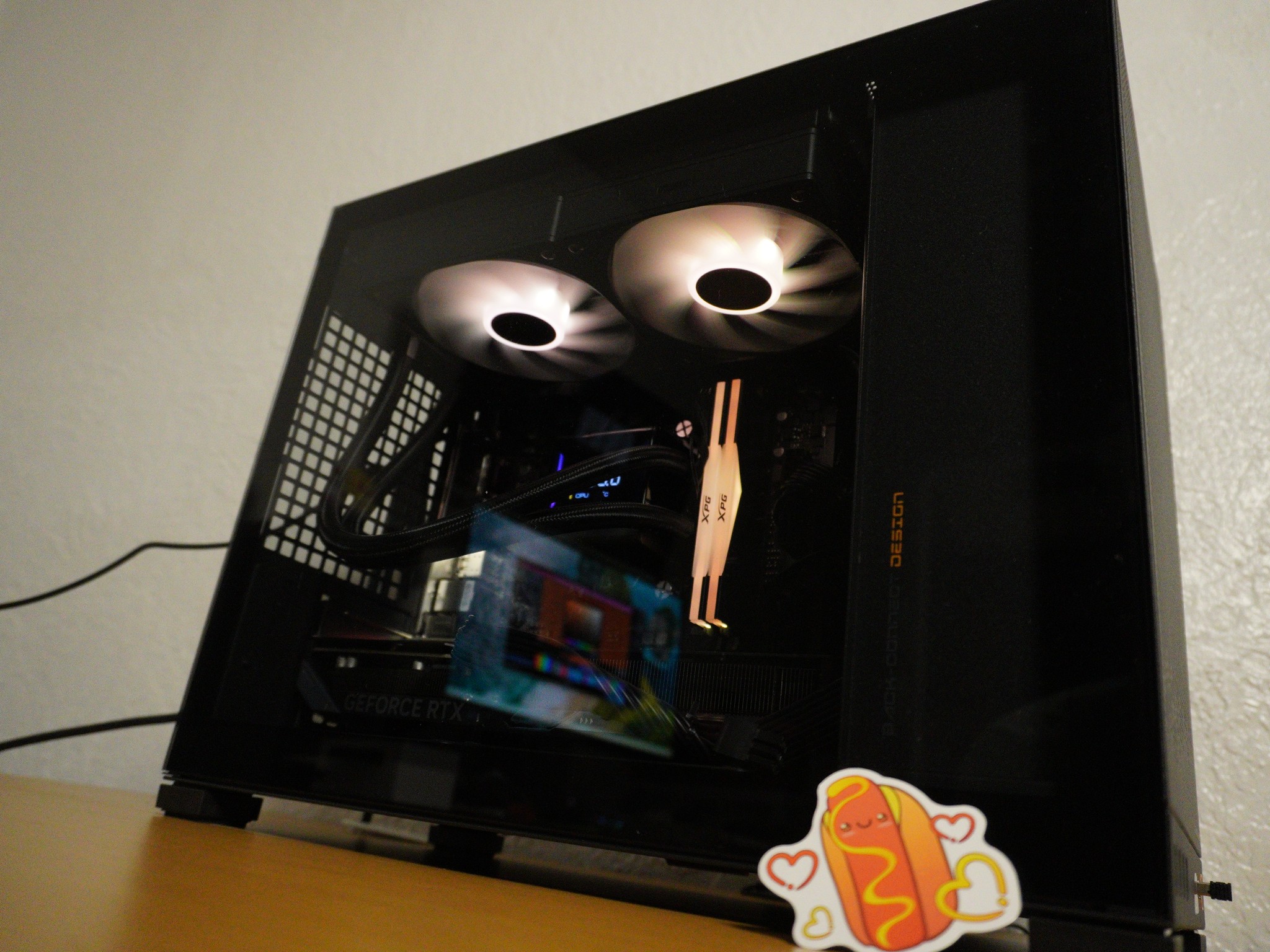 Squish Beast | RTX 5060 TI 8GB| RYZEN 5 7600X | 32GB DDR5 | 960GB 2.5 SSD | + Hotdog Sticker