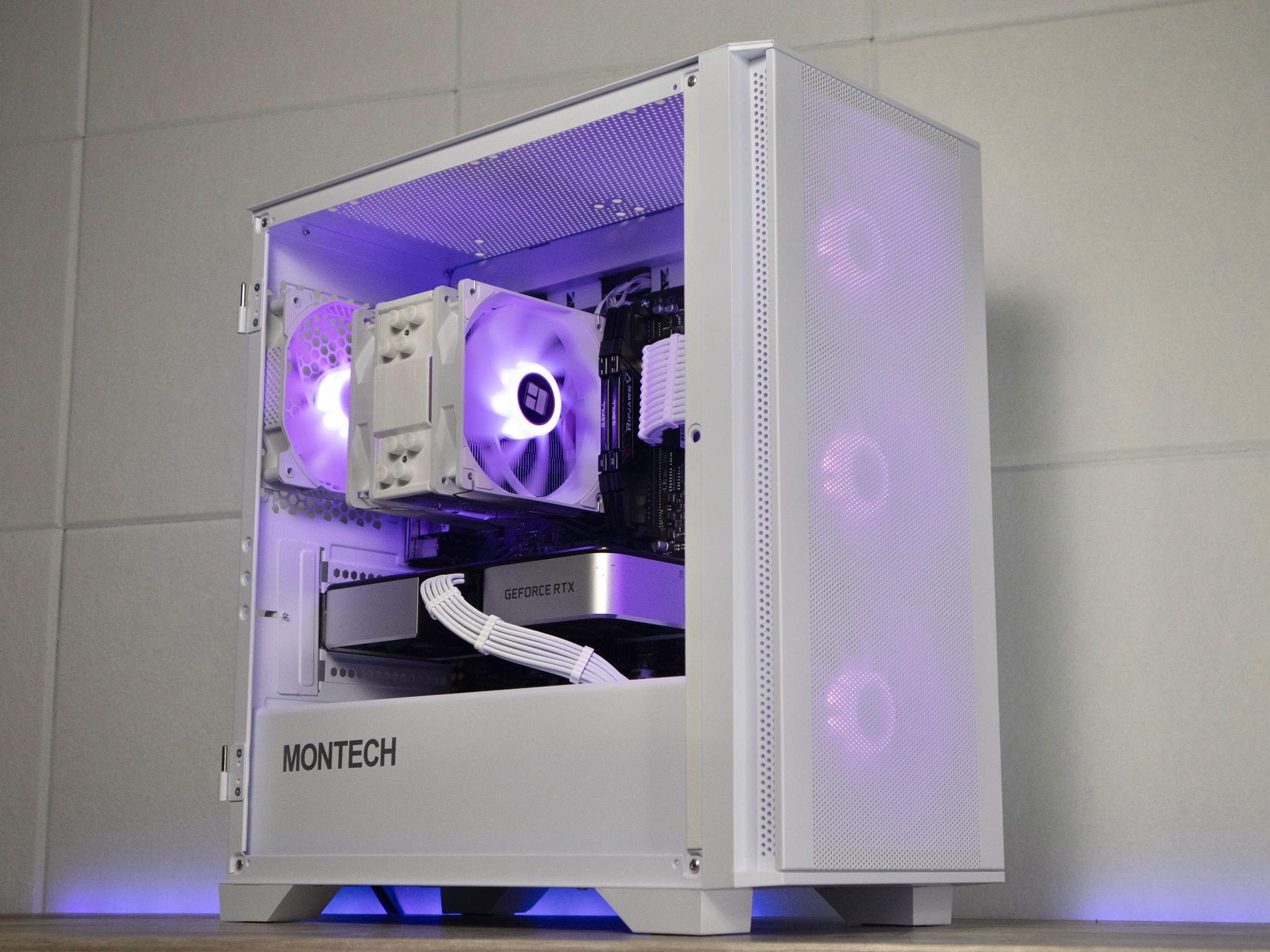 RTX 3060 Ti | Ryzen 5 5600G | 1TB NVME | 16GB RAM