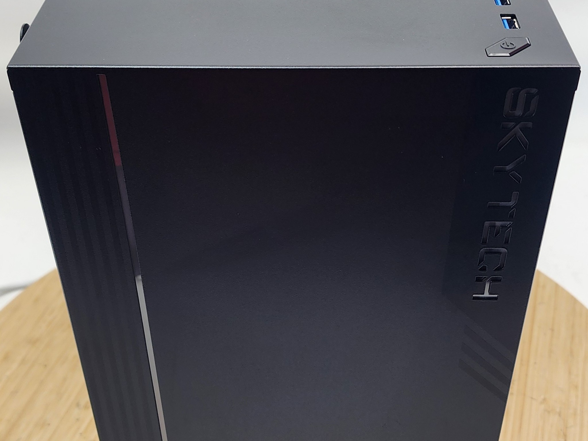 Gaming PC i5-6400 16GB RAM 240GB SSD + 1TB HDD RX 580 8GB Windows 11 Computer