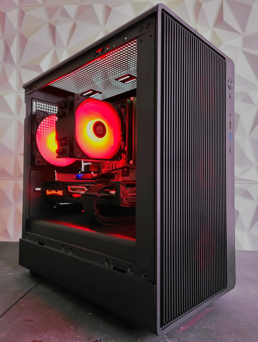 ゲーミングPC/Core i7 8700K/RX5700/SSD1TB 🔴⚫ AMD Radeon RX 5700 XT 8 GB | Intel Core i7 8700 6-Core CPU