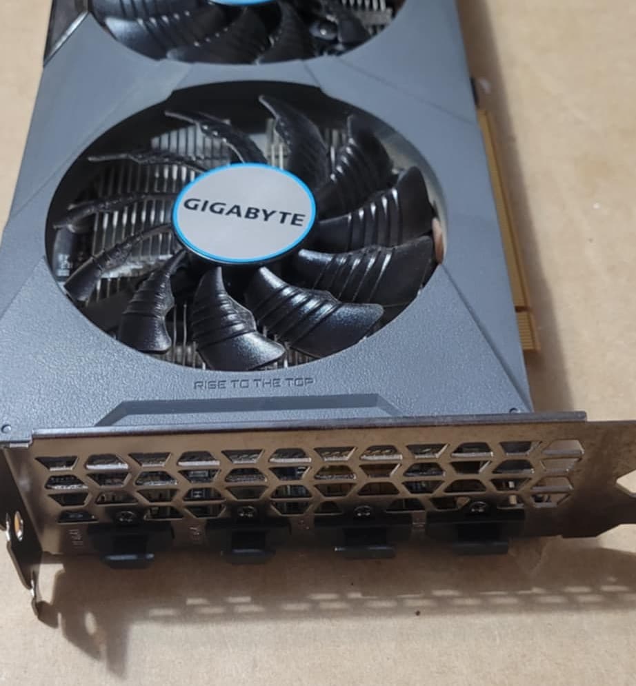 Gigabyte Gaming OC 6600 8GB GPU