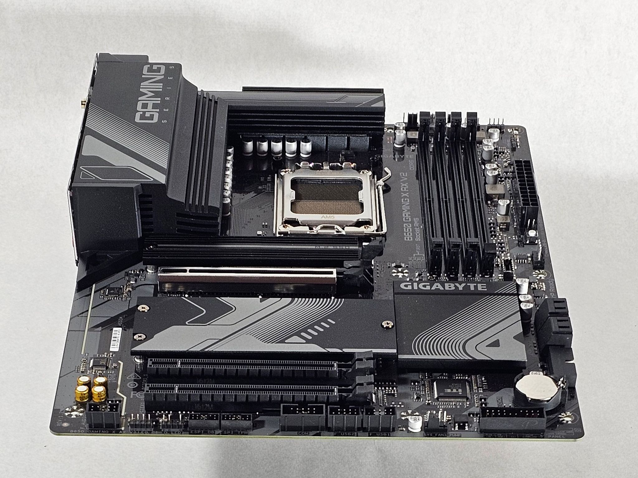 Gigabyte X670 AM5 ATX Gaming Motherboard DDR5