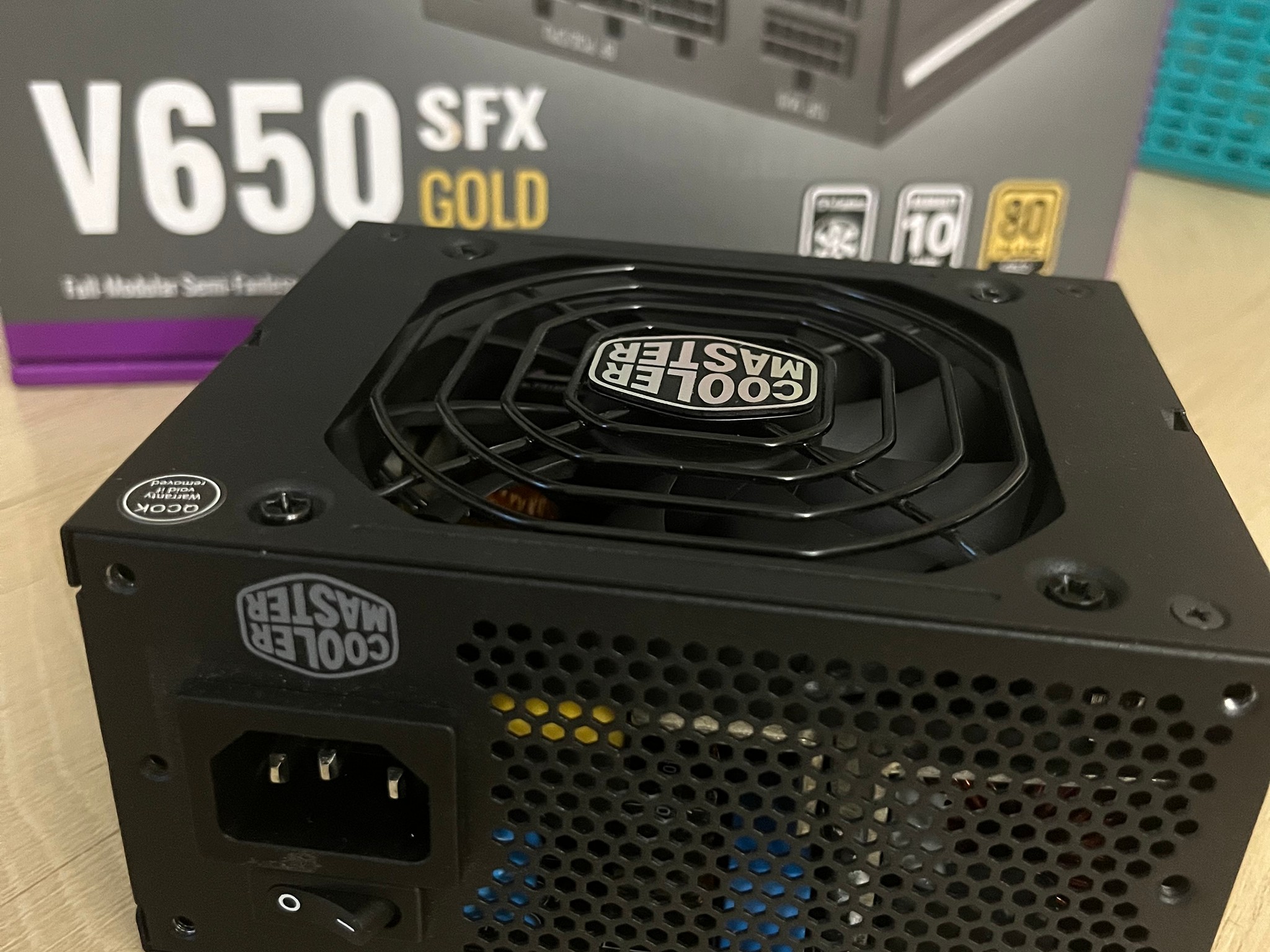 Lian Li Q58 (PCIE 4.0) ITX Case w/ +80 Gold 650w SFX PSU