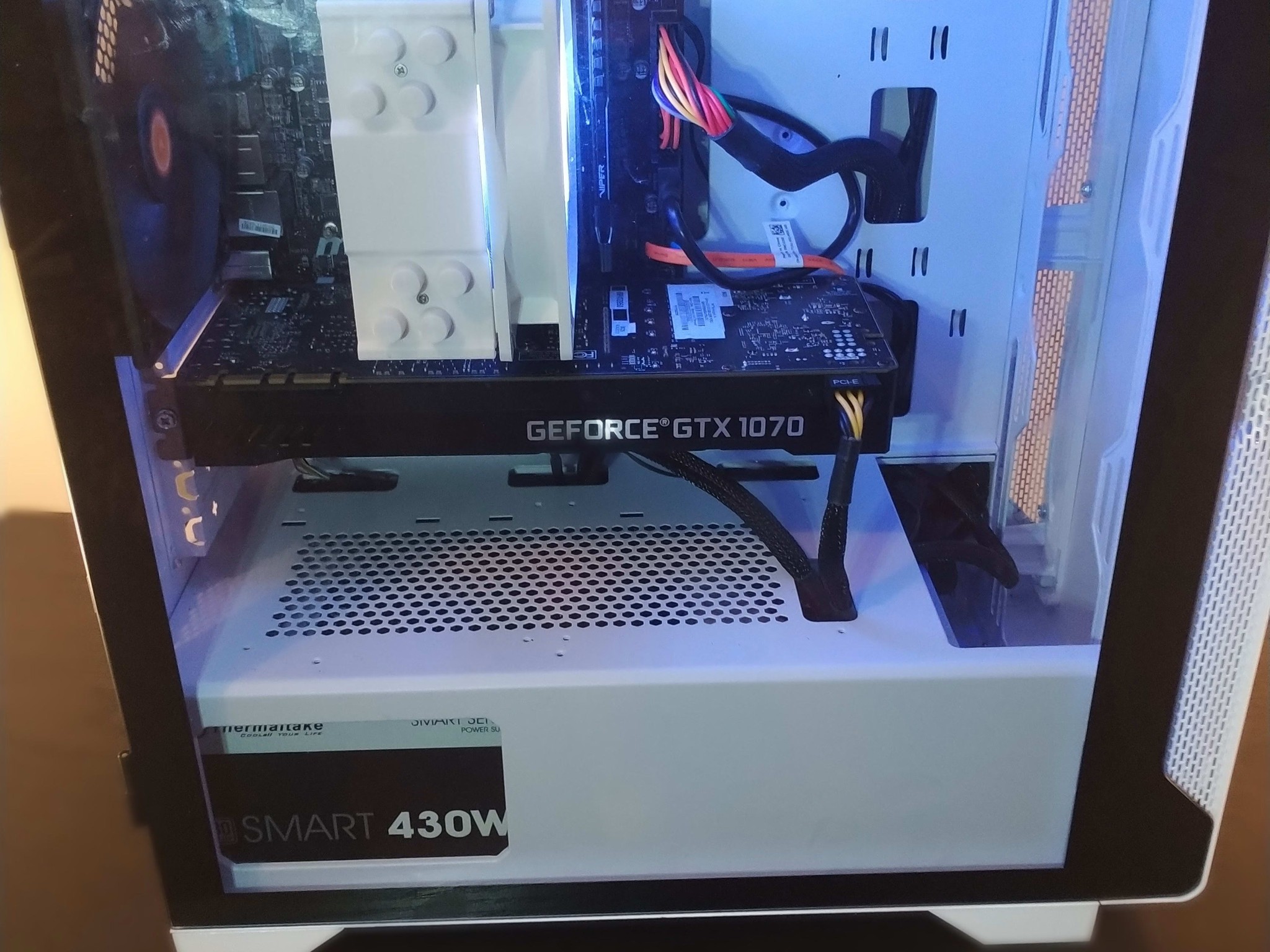 Gtx 1070 i3 10100f gaming pc custom