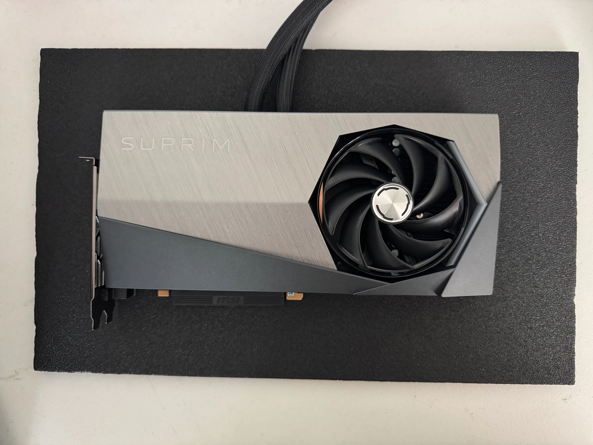 MSI RTX 4090 SUPRIM LIQUID X 24G