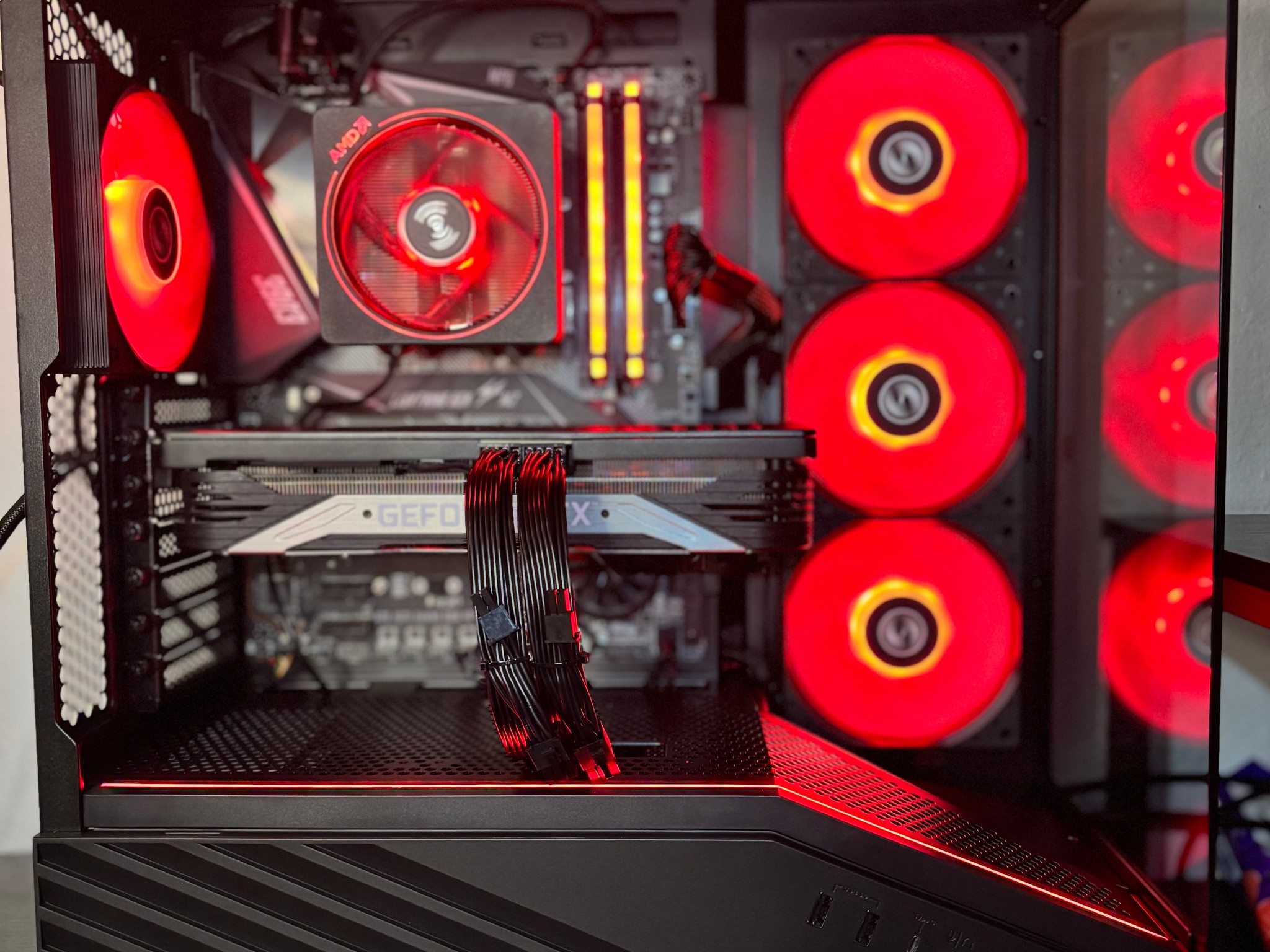 Ryzen 5 5500 | RTX 3070 | 32GB RAM | 1TB NVME SSD | 750W PSU