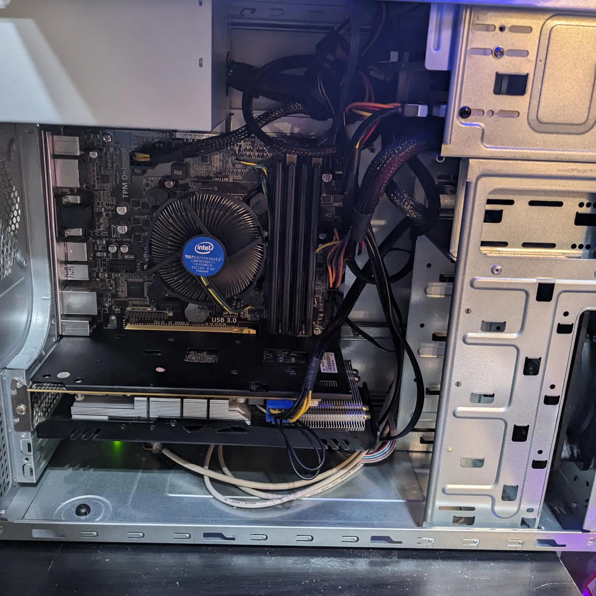 Entry Level | i5-4670, 16GB RAM, RX 570 8GB, 400GB SSD, Win10