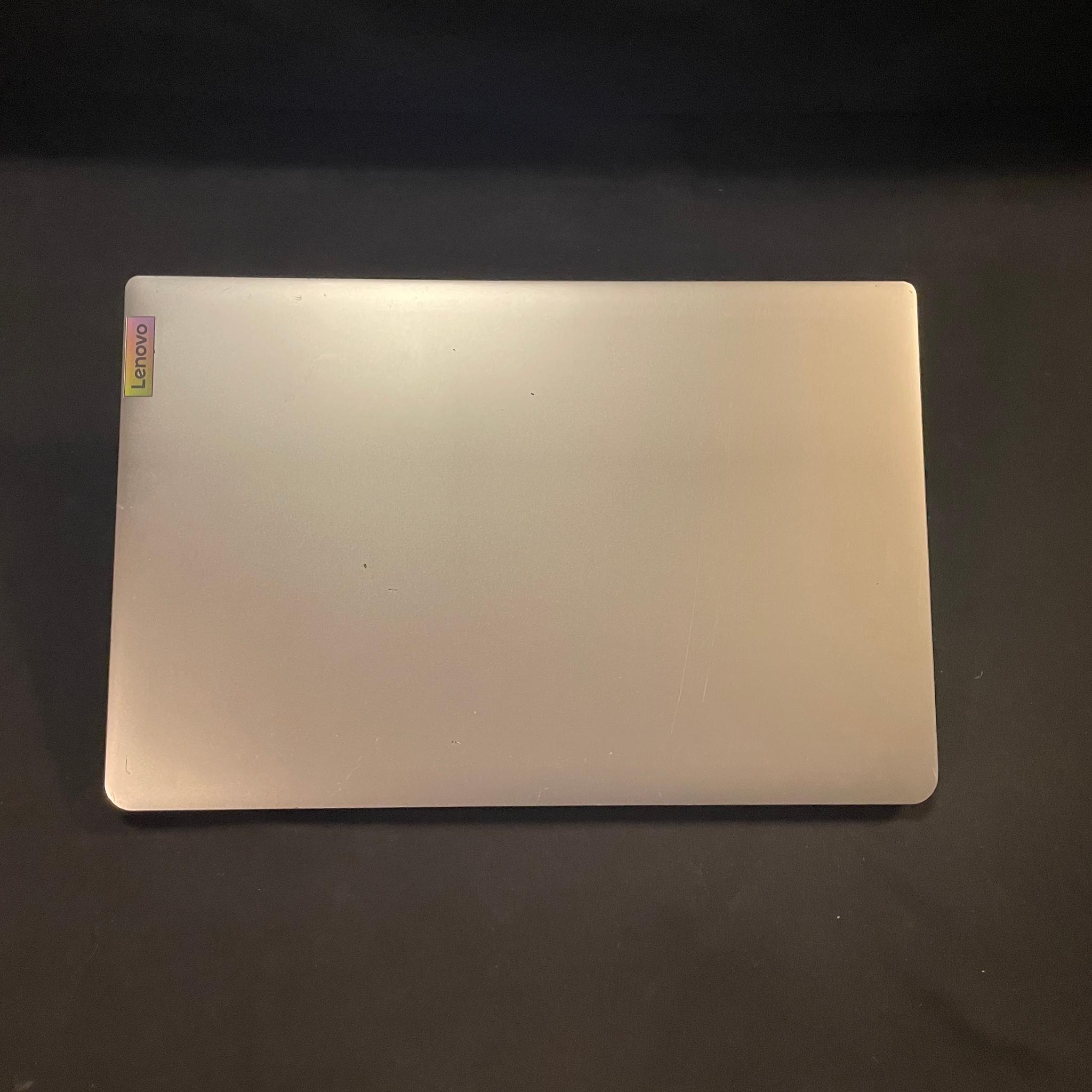 Lenovo IdeaPad 3 15IAU7