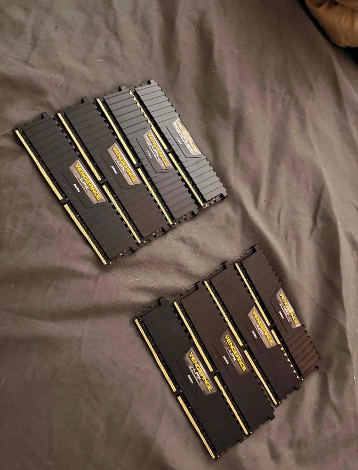 Corsair Vengeance LPX 32GB (8x4GB) DDR4 3000MHz RAM (8 sticks )