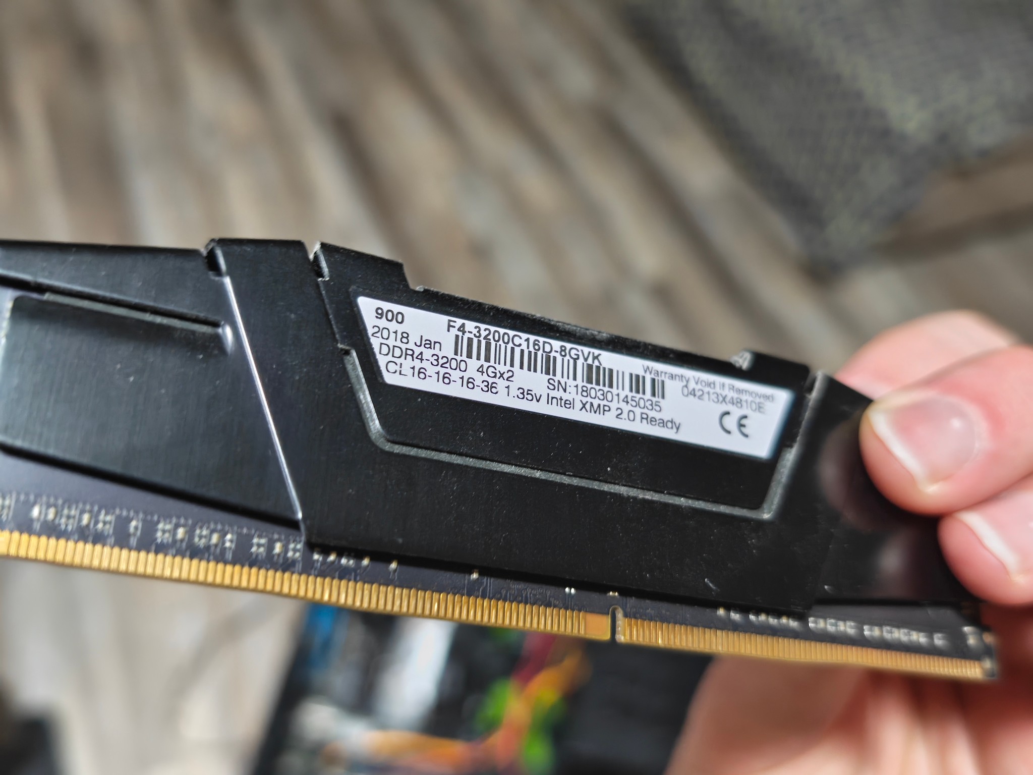 G.Skill PC RAM Ripjaws V 4GB DDR4 RAM 3200 MHz