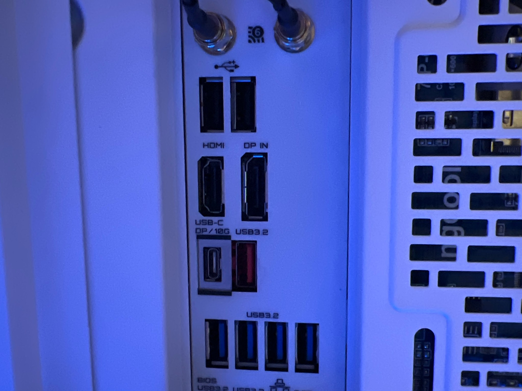 the fastest consumer grade 4k gaming/workstation on the market please read description