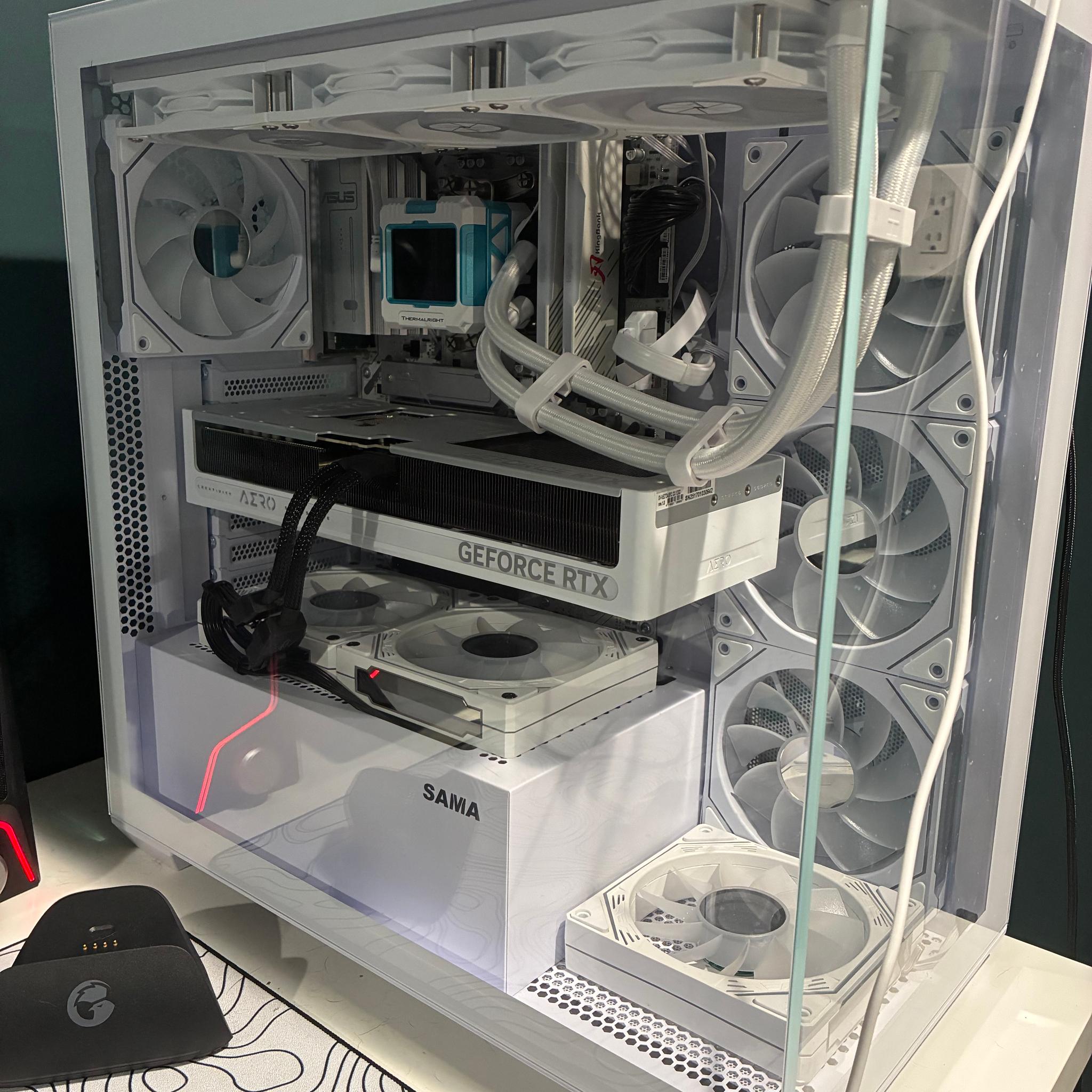 Custom All White Gaming PC High End