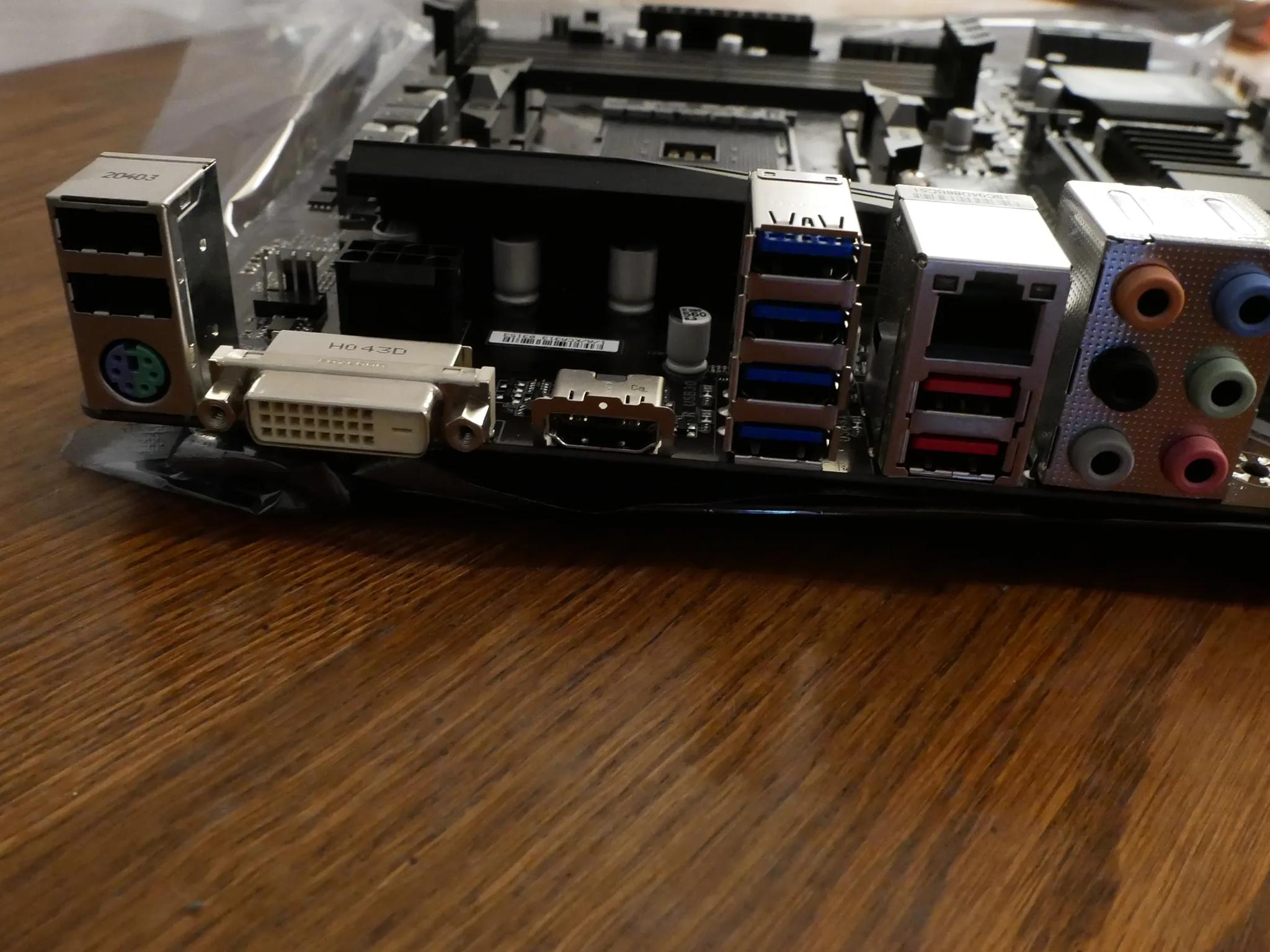 GIGABYTE B450 AORUS M AM4 Full set!