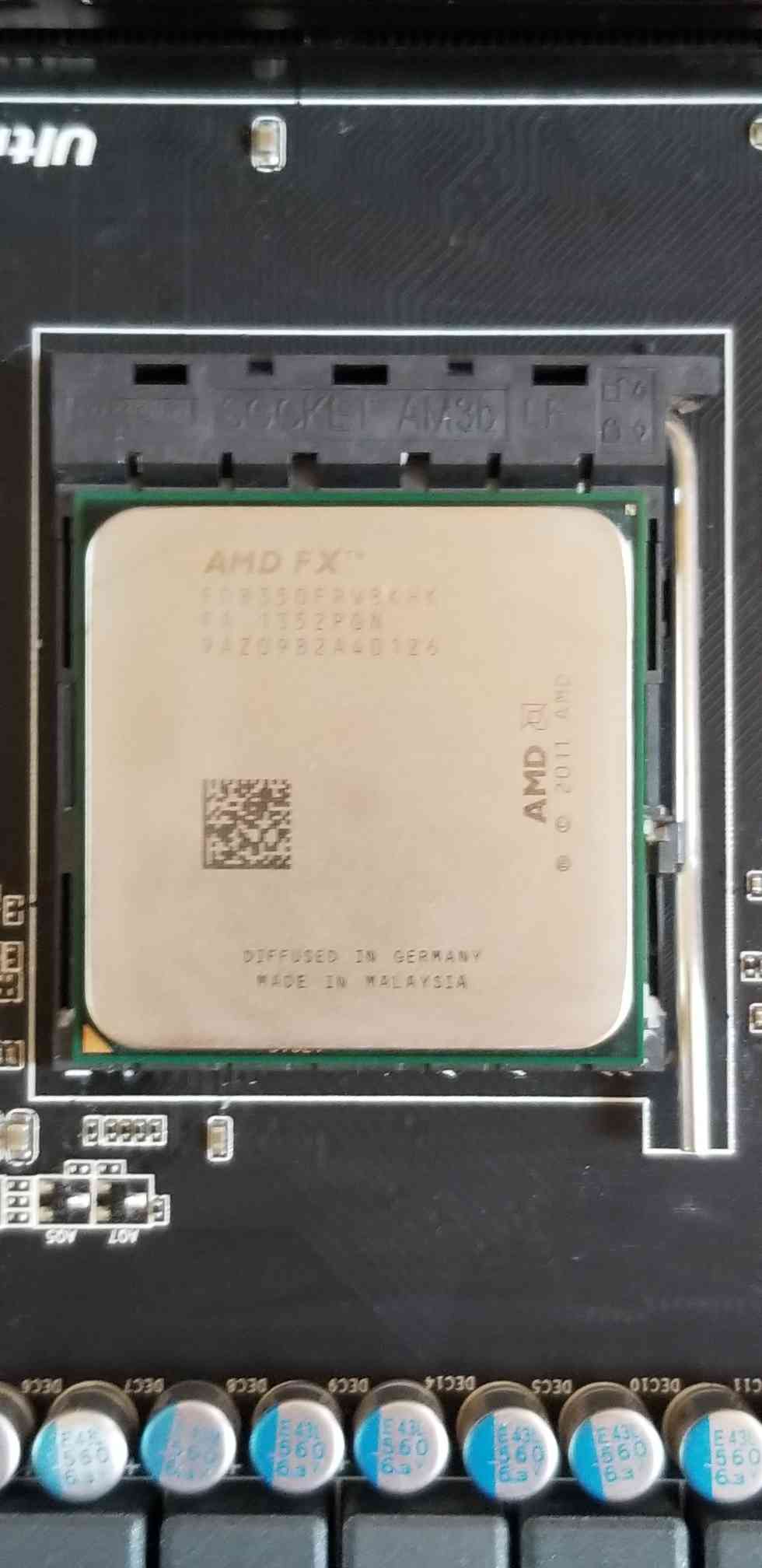AMD FX 8350 (8 Cores 8 Threads) + Gigabyte GA-990FXA-UD3 + 16GB (4x4) DDR3 Bundle (Read Description)