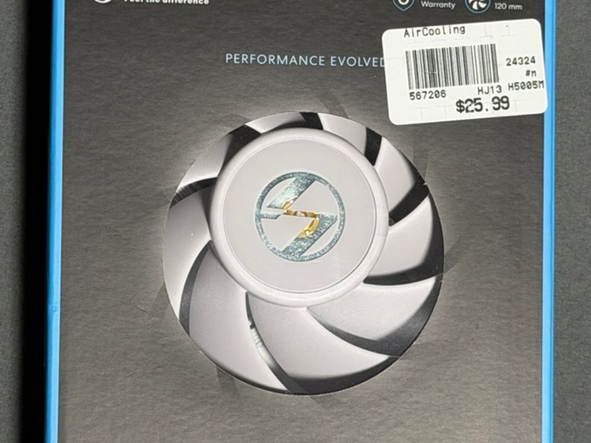 UNI FAN Lian Li P28 Single Pack - White (UF-P28120-1W) Gently Used