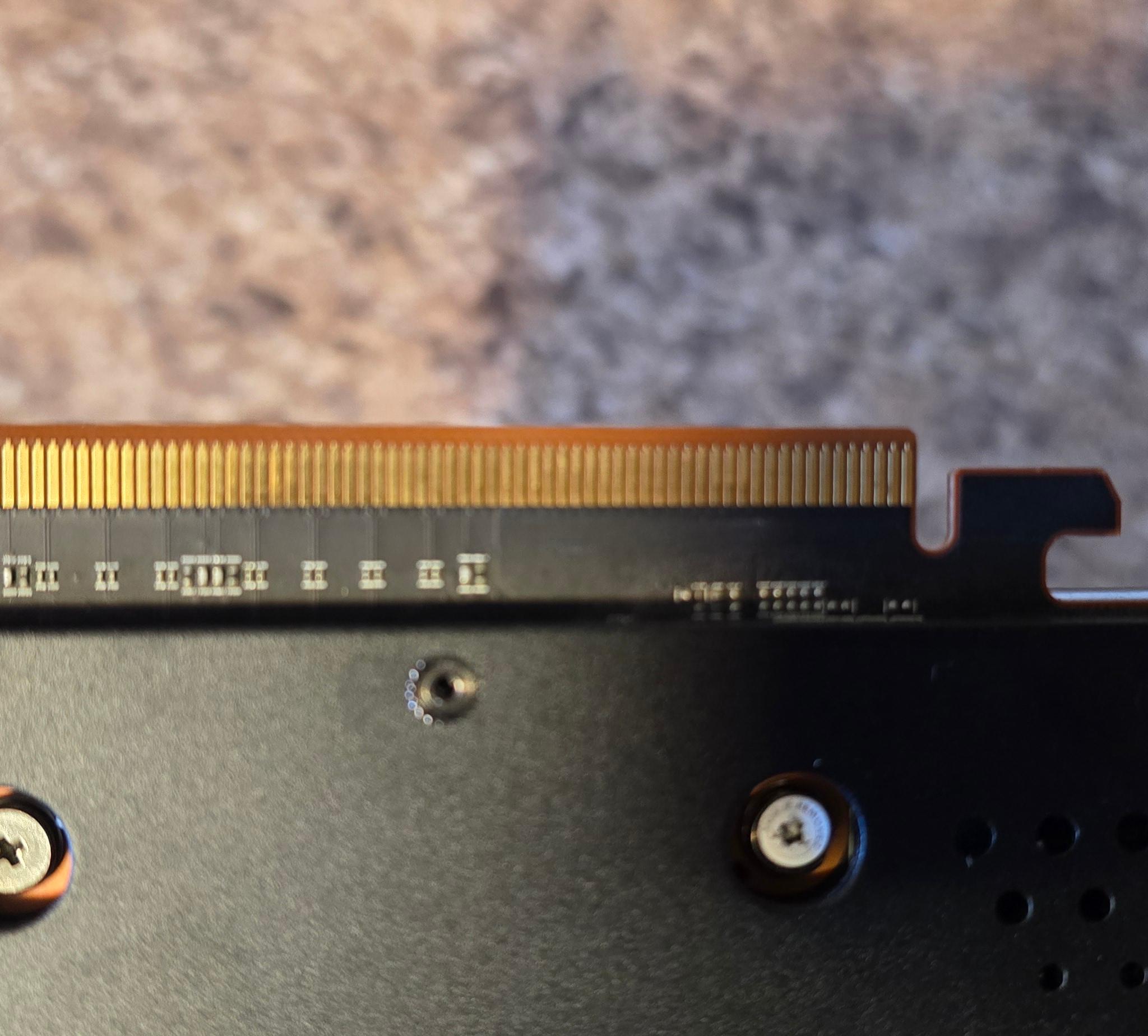 XFX Speedster SWFT 210 RX 7600