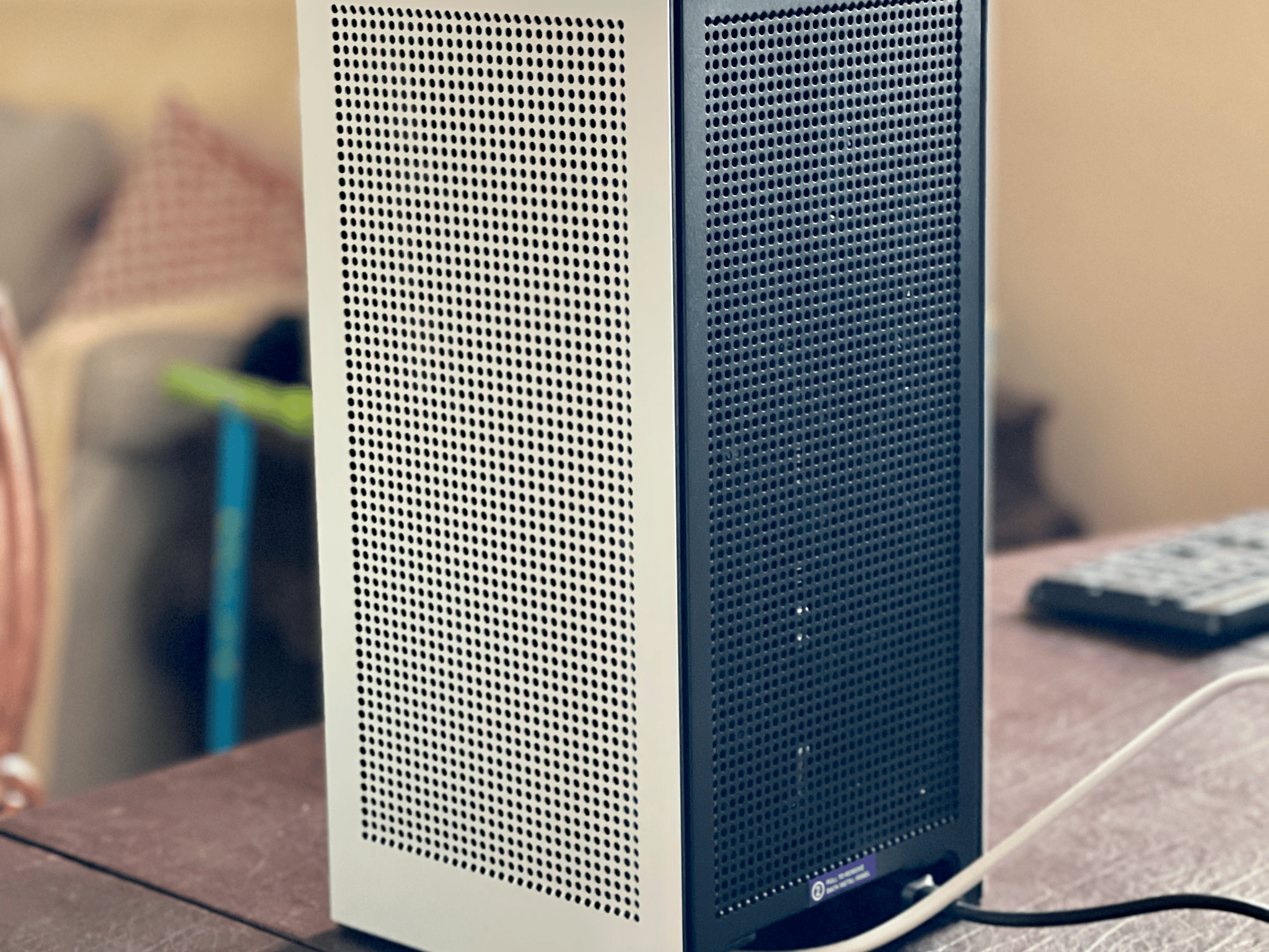 ITX Gaming PC: 1080Ti Strix, 10700K, H1, 16GB, 1TB, Wi-Fi 6