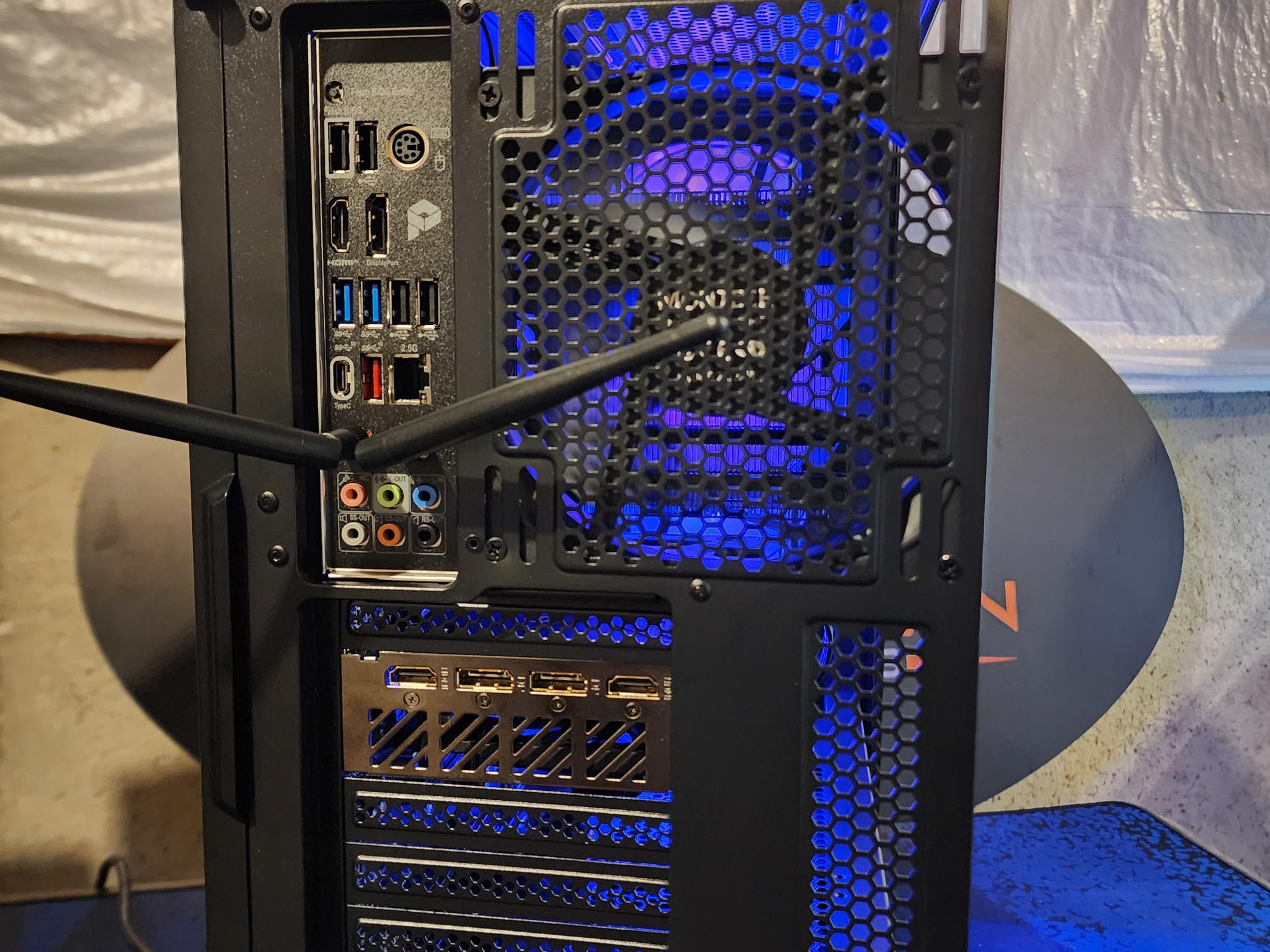 Nvidia RTX 4060 Ti / i5-12600KF / 16GB DDR4 / 1TB NVMe SSD