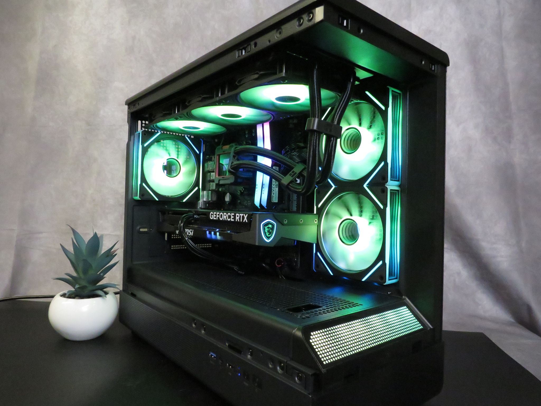 Beautiful 1440p Gaming + Productivity! Ryzen 7 5800XT + RTX 5060 + 32 GB DDR4 + 1 TB NVME